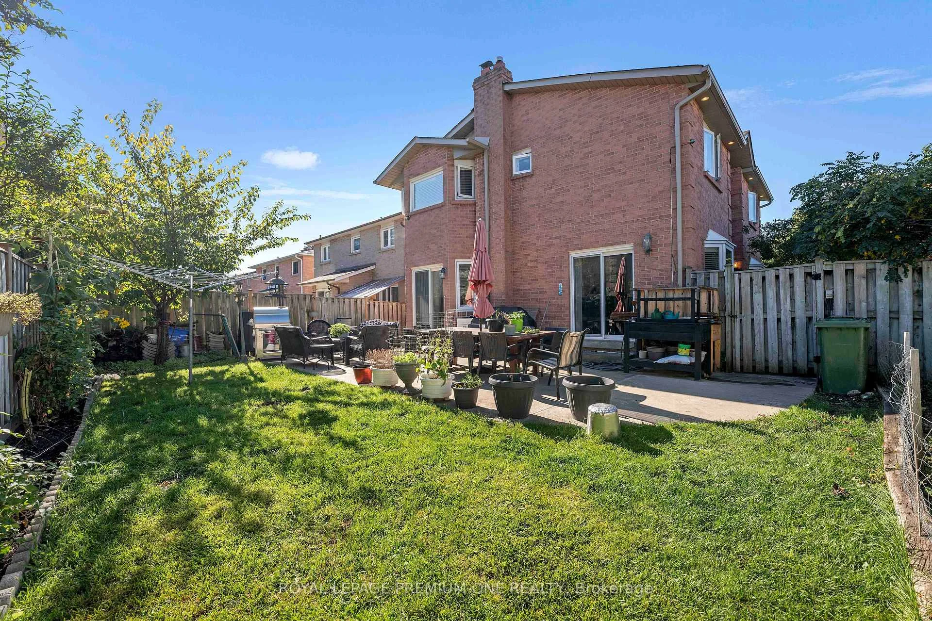 Photo 95 of 25 Sir Lancelot Court, Caledon, Bolton East — HOMEH