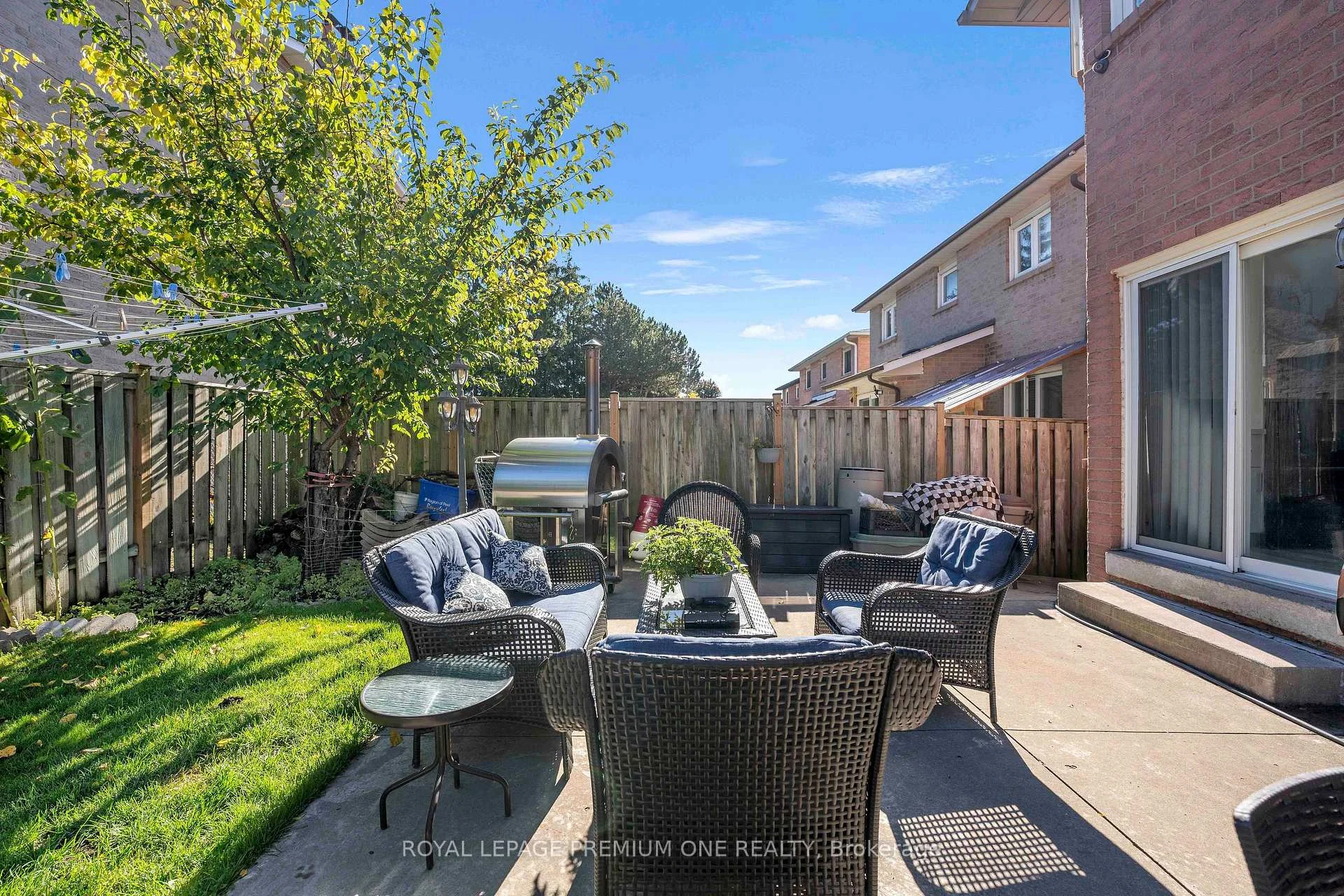 Photo 97 of 25 Sir Lancelot Court, Caledon, Bolton East — HOMEH