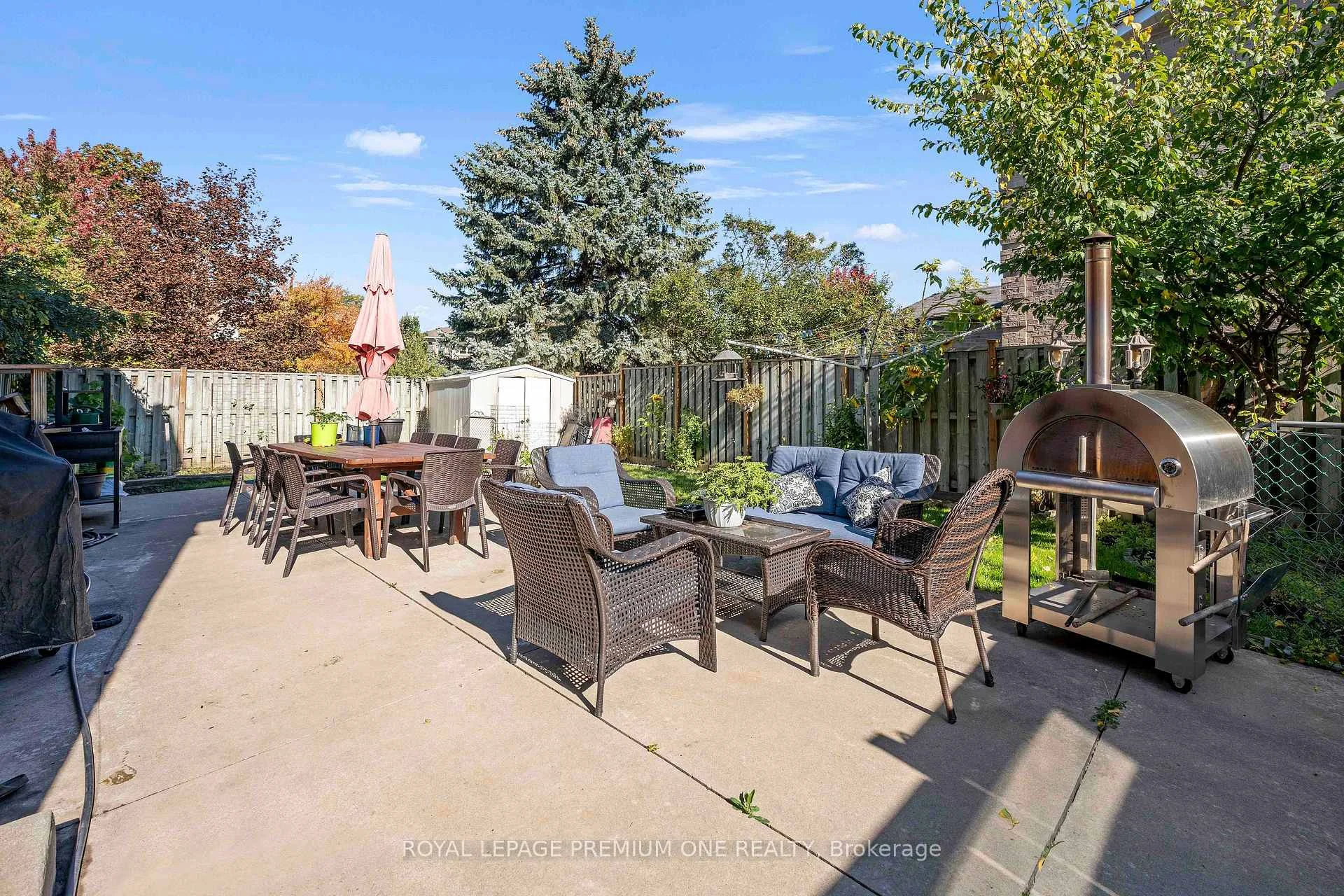 Photo 99 of 25 Sir Lancelot Court, Caledon, Bolton East — HOMEH