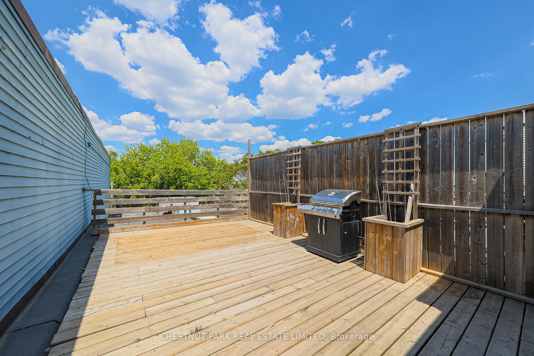 Photo 29 of Unit #1, 650A Queen Street W, Toronto, Trinity-Bellwoods — HOMEH