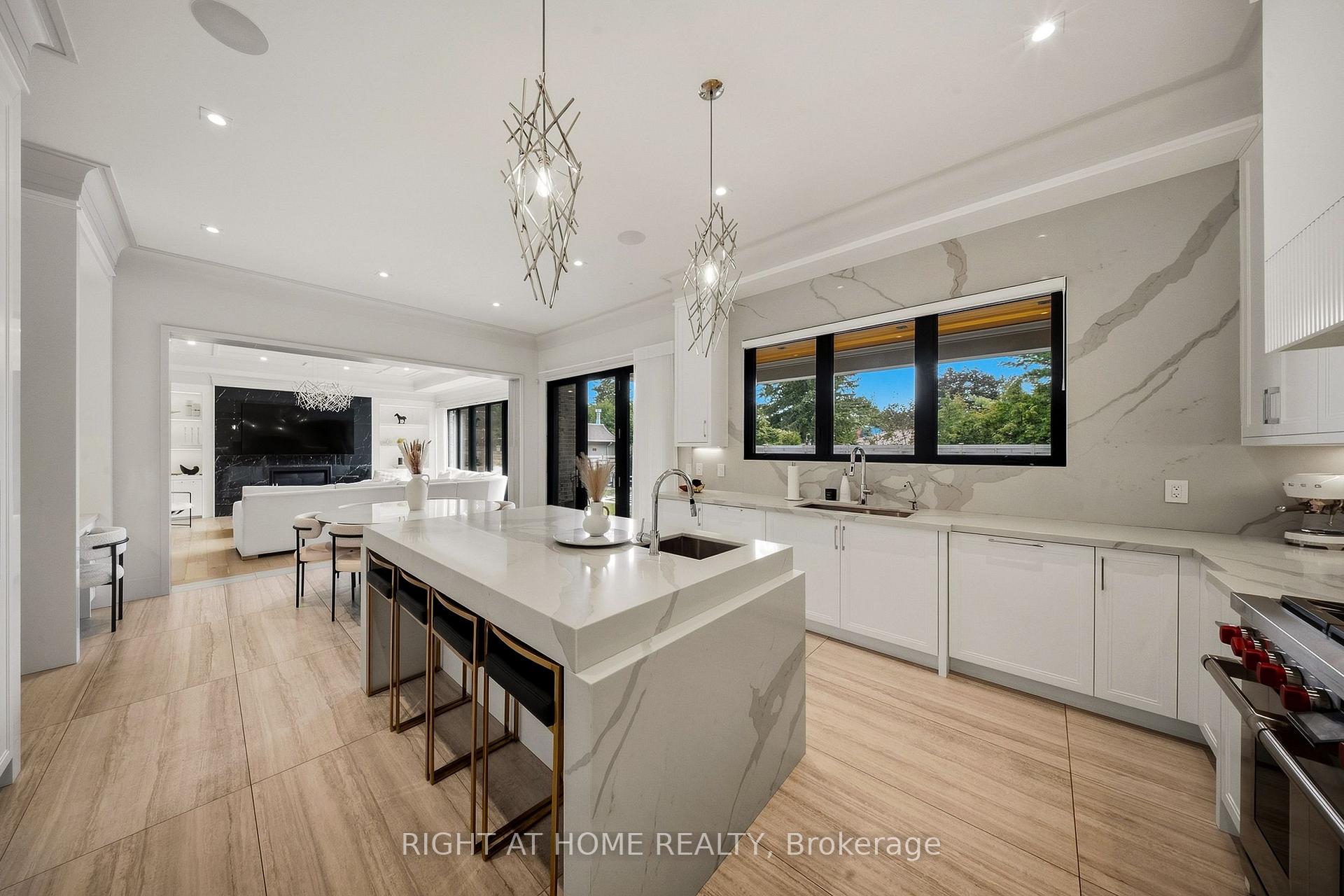 Photo 25 of 125 Clearview Heights, King, King City — HOMEH