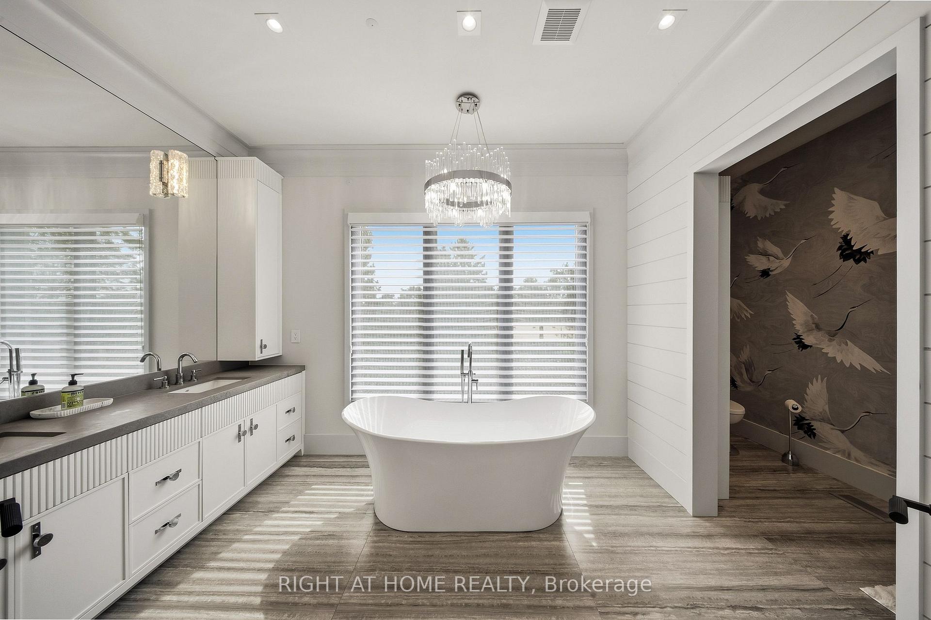 Photo 44 of 125 Clearview Heights, King, King City — HOMEH