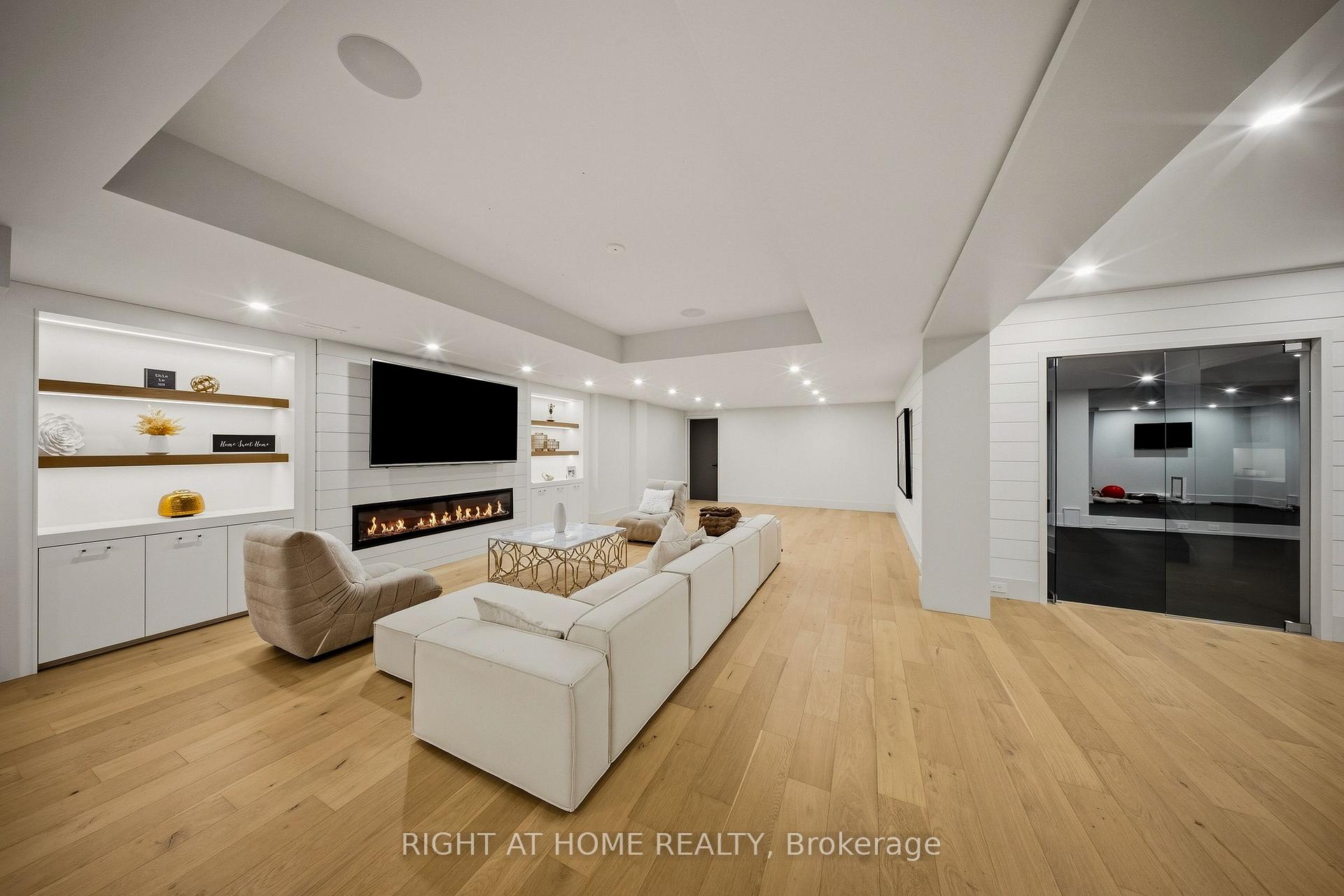 Photo 55 of 125 Clearview Heights, King, King City — HOMEH
