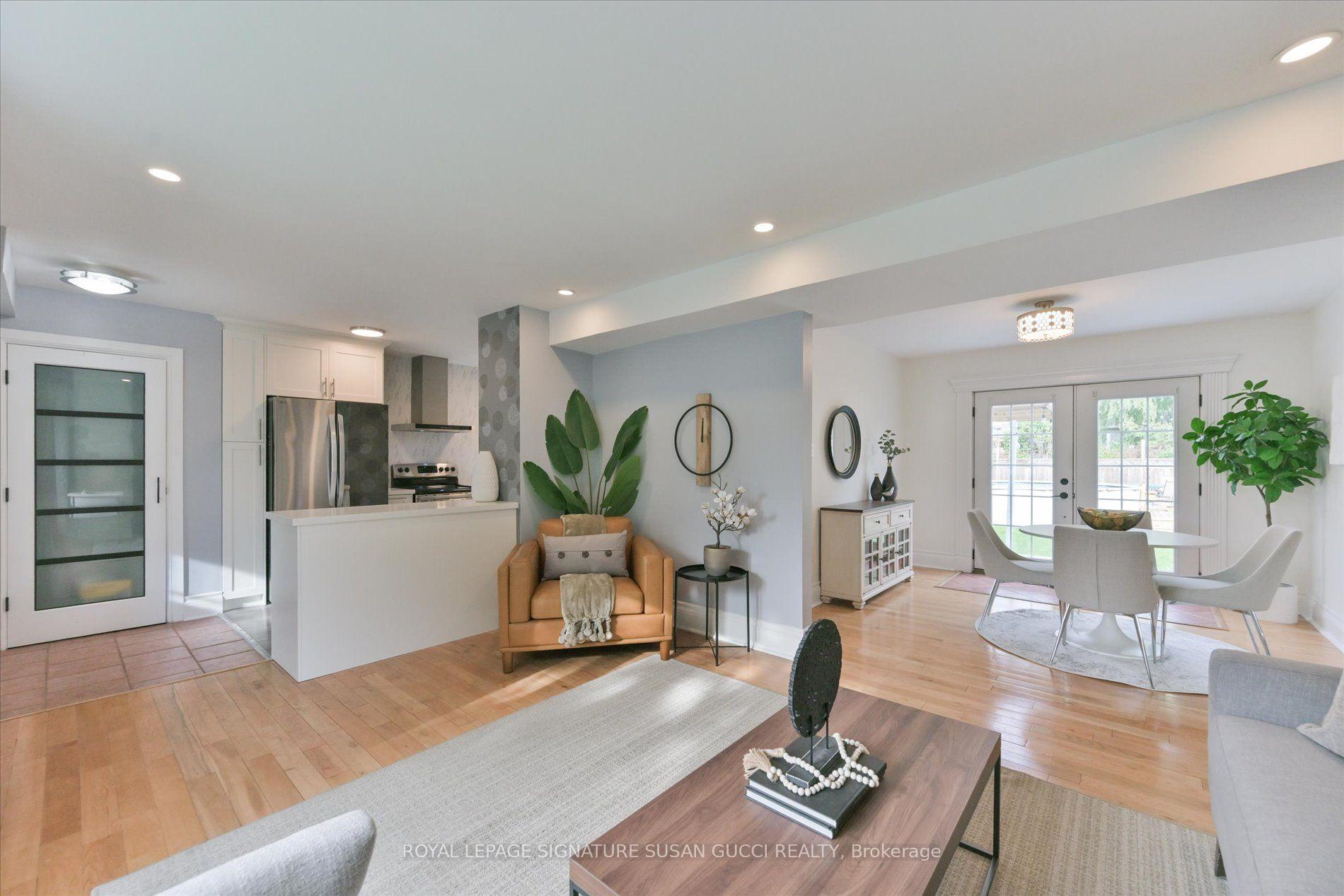 Photo 10 of 29 Topham Road, Toronto, O'Connor-Parkview — HOMEH