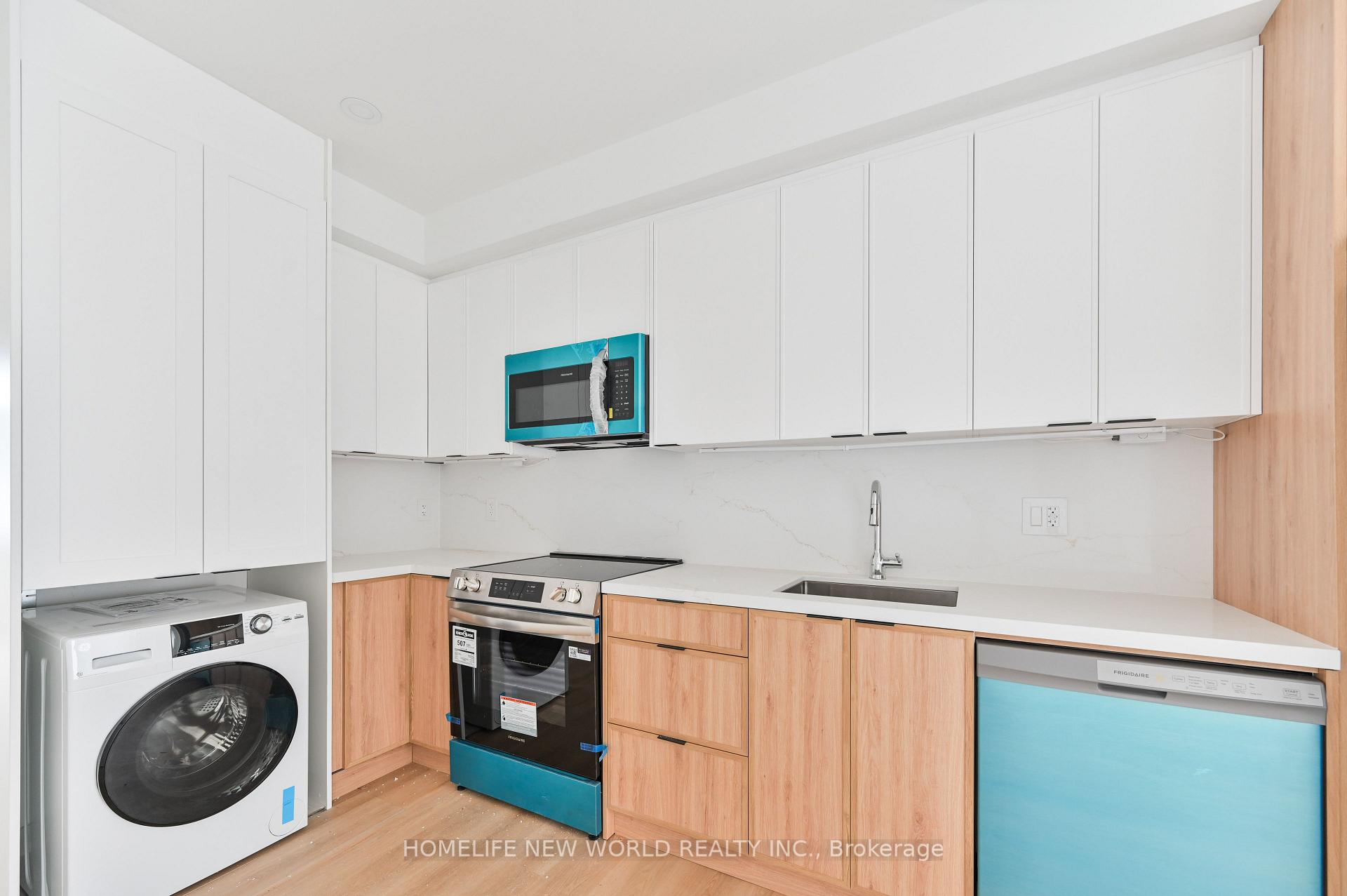 Photo 9 of 228 Emerson Ave, Toronto, Dovercourt-Wallace Emerson-Junction — HOMEH