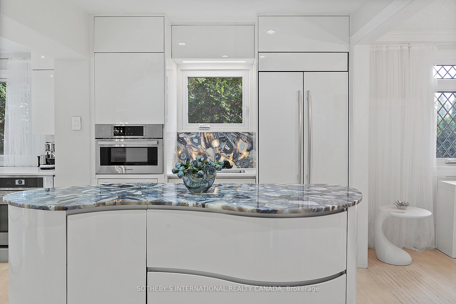 Photo 16 of 4009 Bloor Street W, Etobicoke, Islington-City Centre West — HOMEH