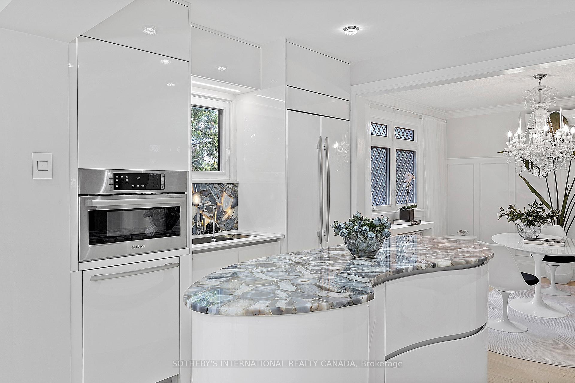 Photo 17 of 4009 Bloor Street W, Etobicoke, Islington-City Centre West — HOMEH