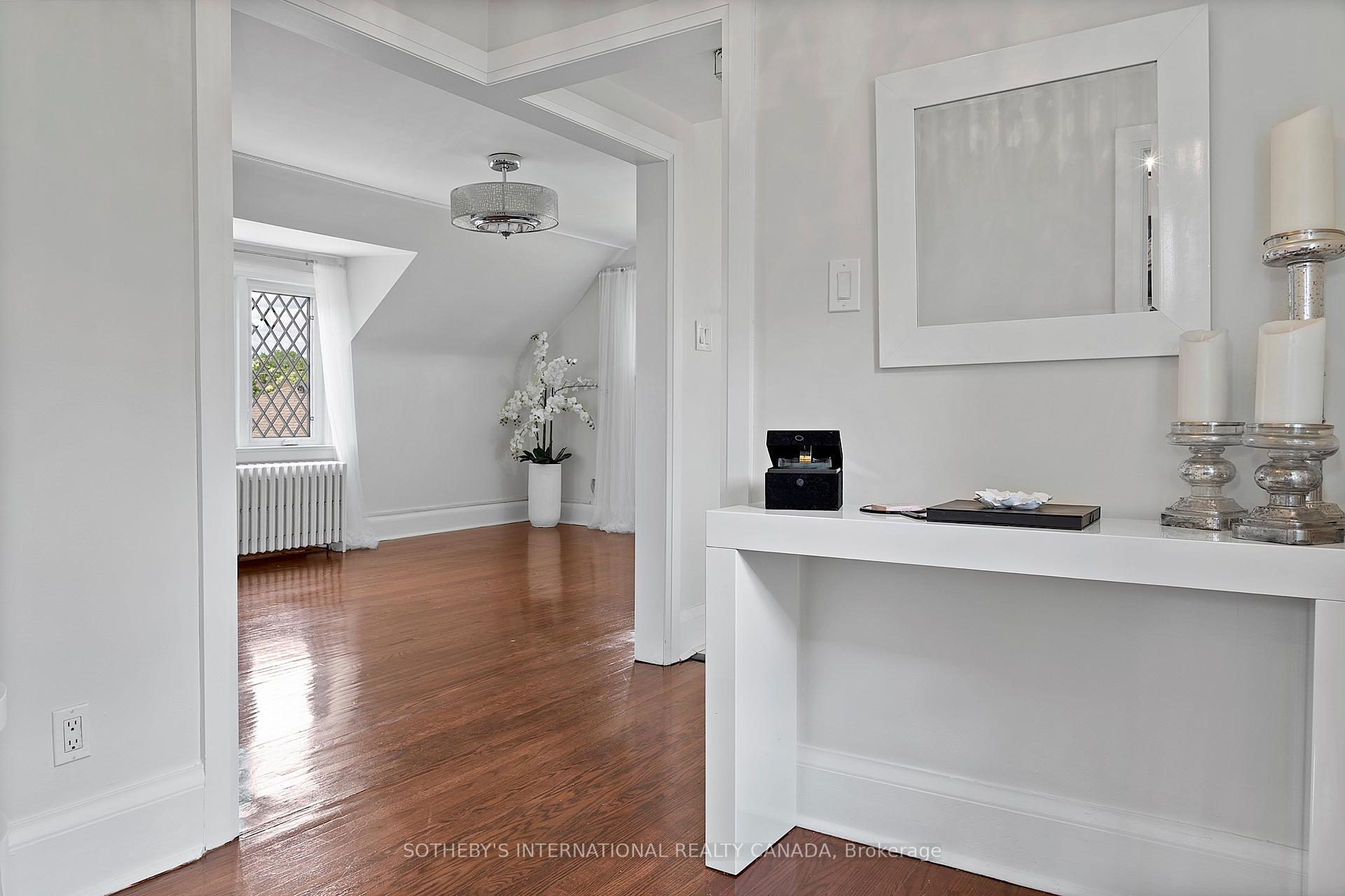Photo 23 of 4009 Bloor Street W, Etobicoke, Islington-City Centre West — HOMEH