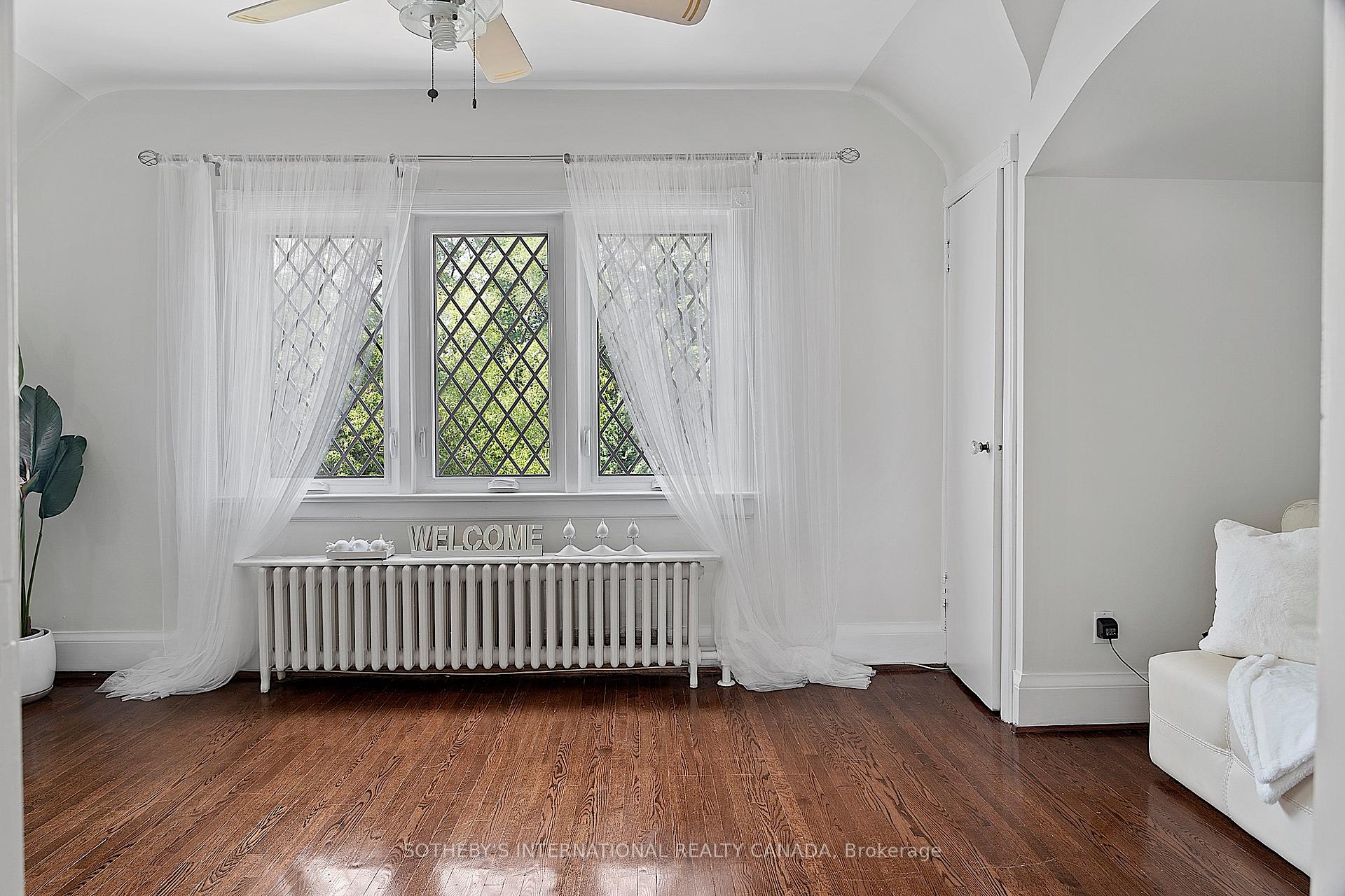 Photo 34 of 4009 Bloor Street W, Etobicoke, Islington-City Centre West — HOMEH