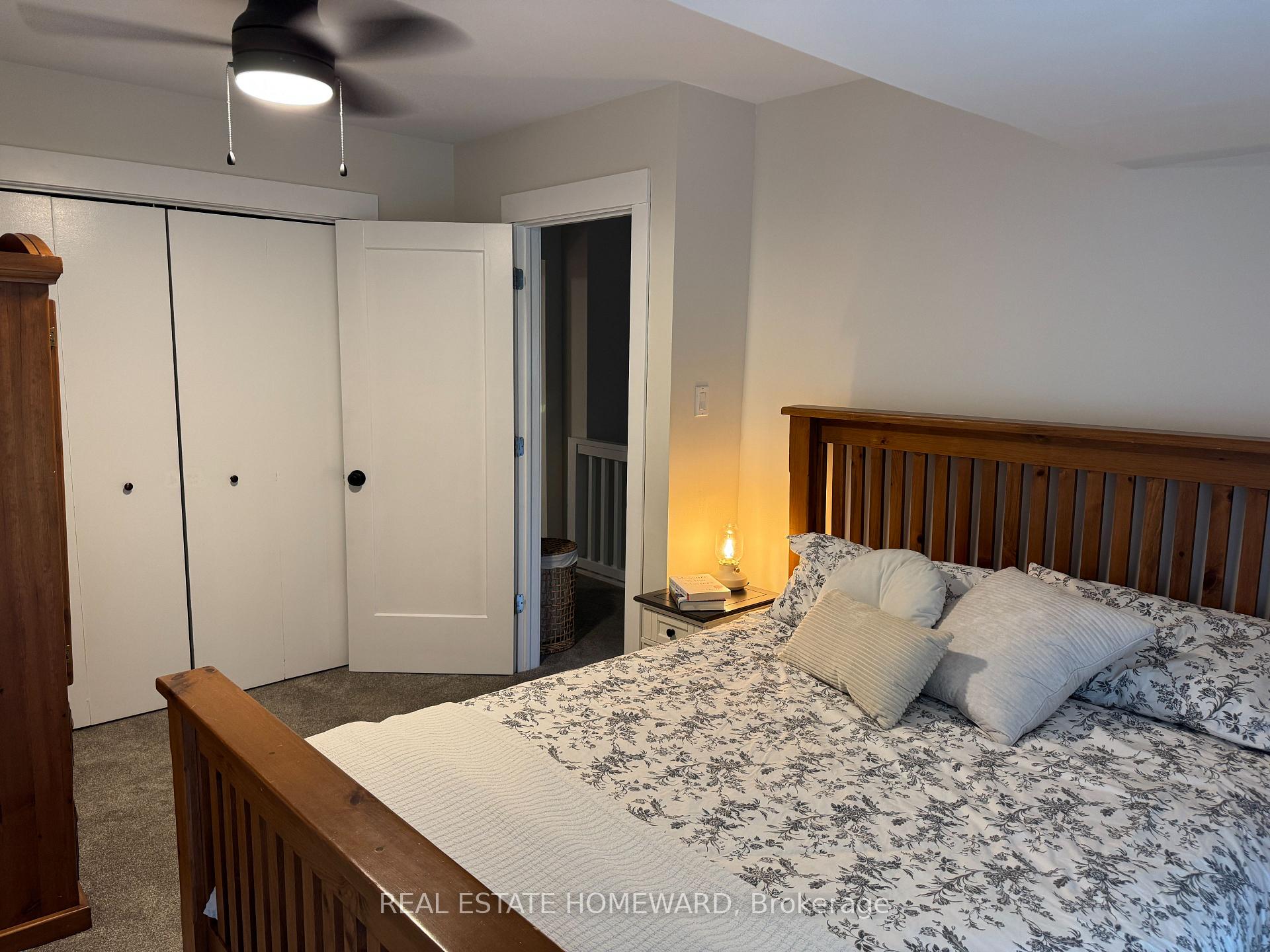 Photo 7 of 130 Escarpment Crescent, Collingwood — HOMEH