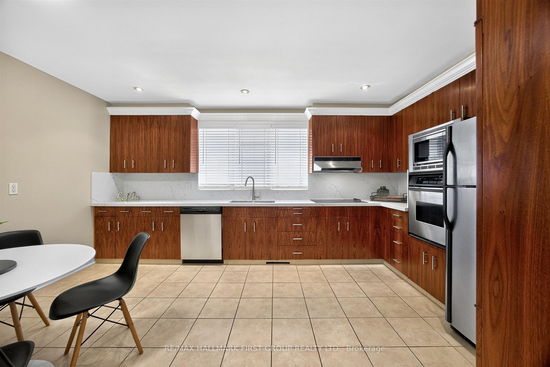 Photo 14 of 21 Ivan Road, Scarborough, Centennial Scarborough — HOMEH