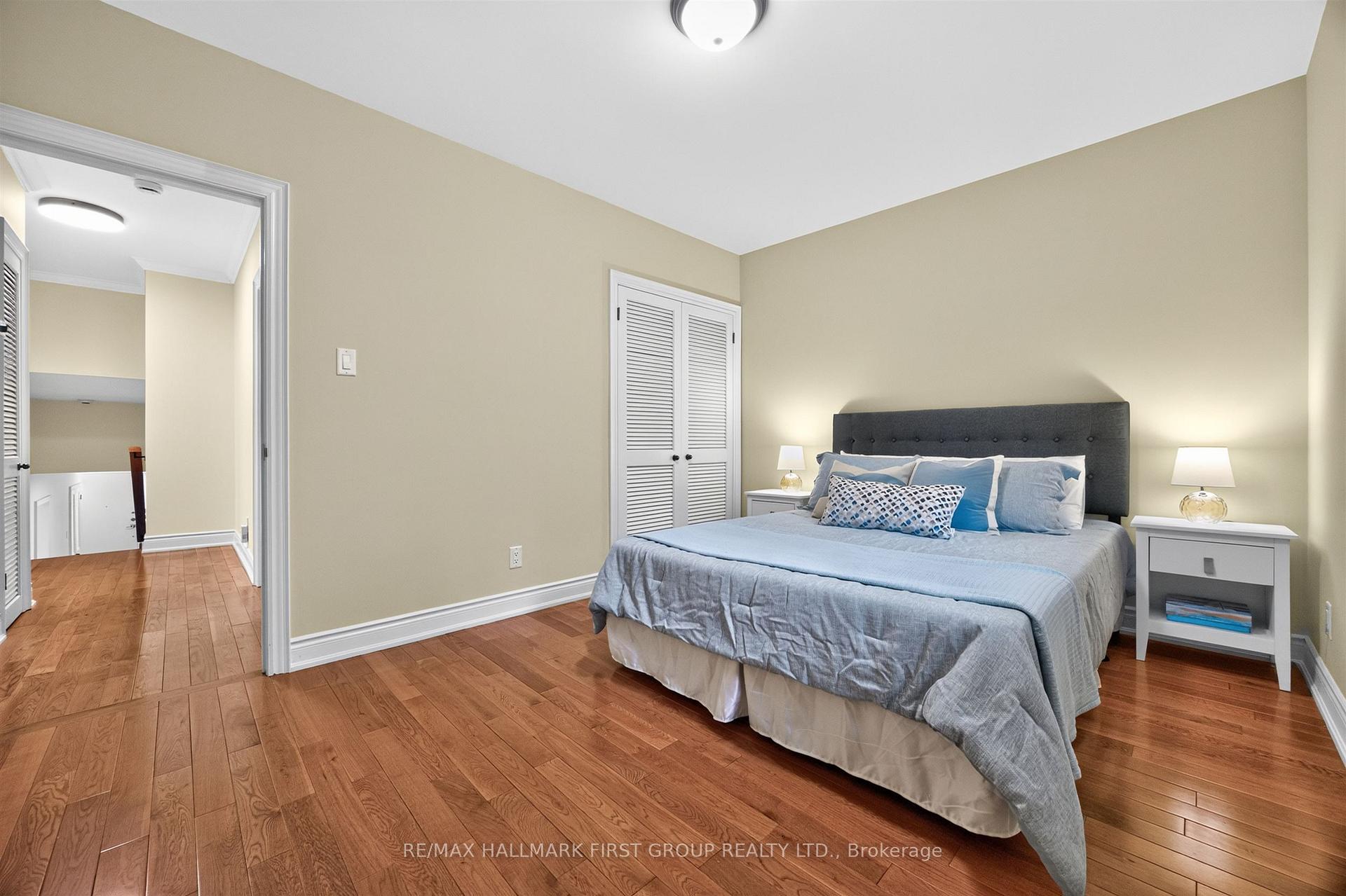 Photo 24 of 21 Ivan Road, Scarborough, Centennial Scarborough — HOMEH
