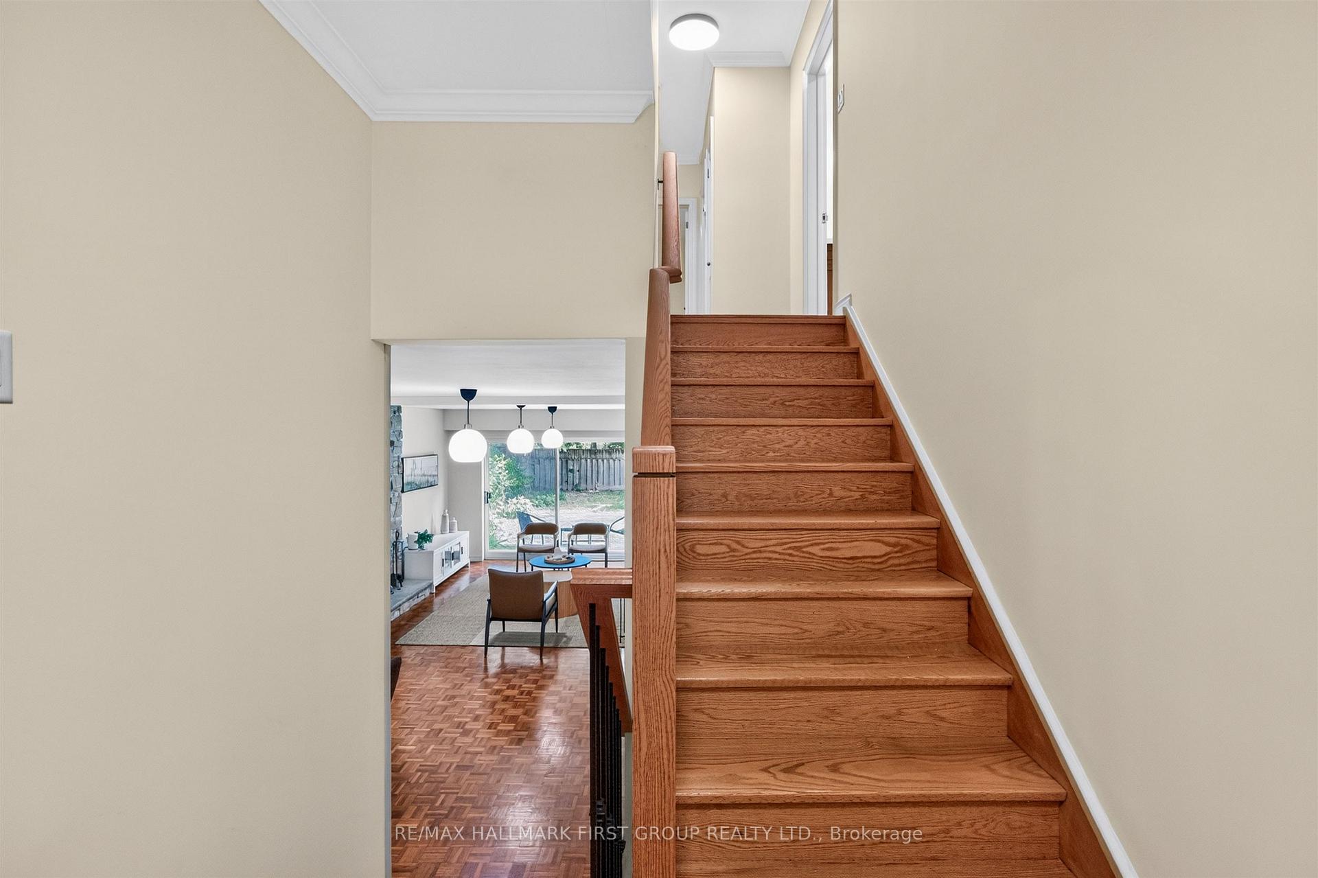 Photo 28 of 21 Ivan Road, Scarborough, Centennial Scarborough — HOMEH