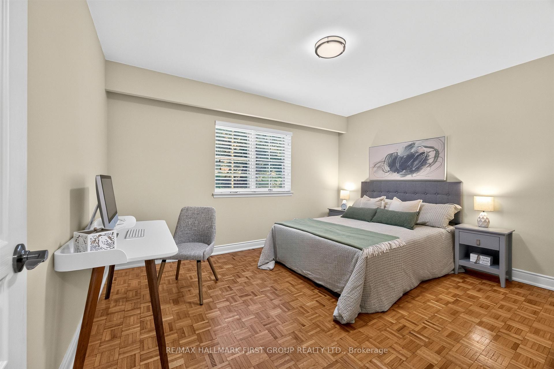 Photo 33 of 21 Ivan Road, Scarborough, Centennial Scarborough — HOMEH