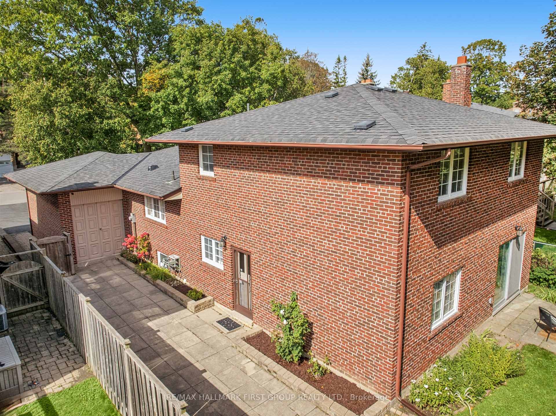 Photo 46 of 21 Ivan Road, Scarborough, Centennial Scarborough — HOMEH