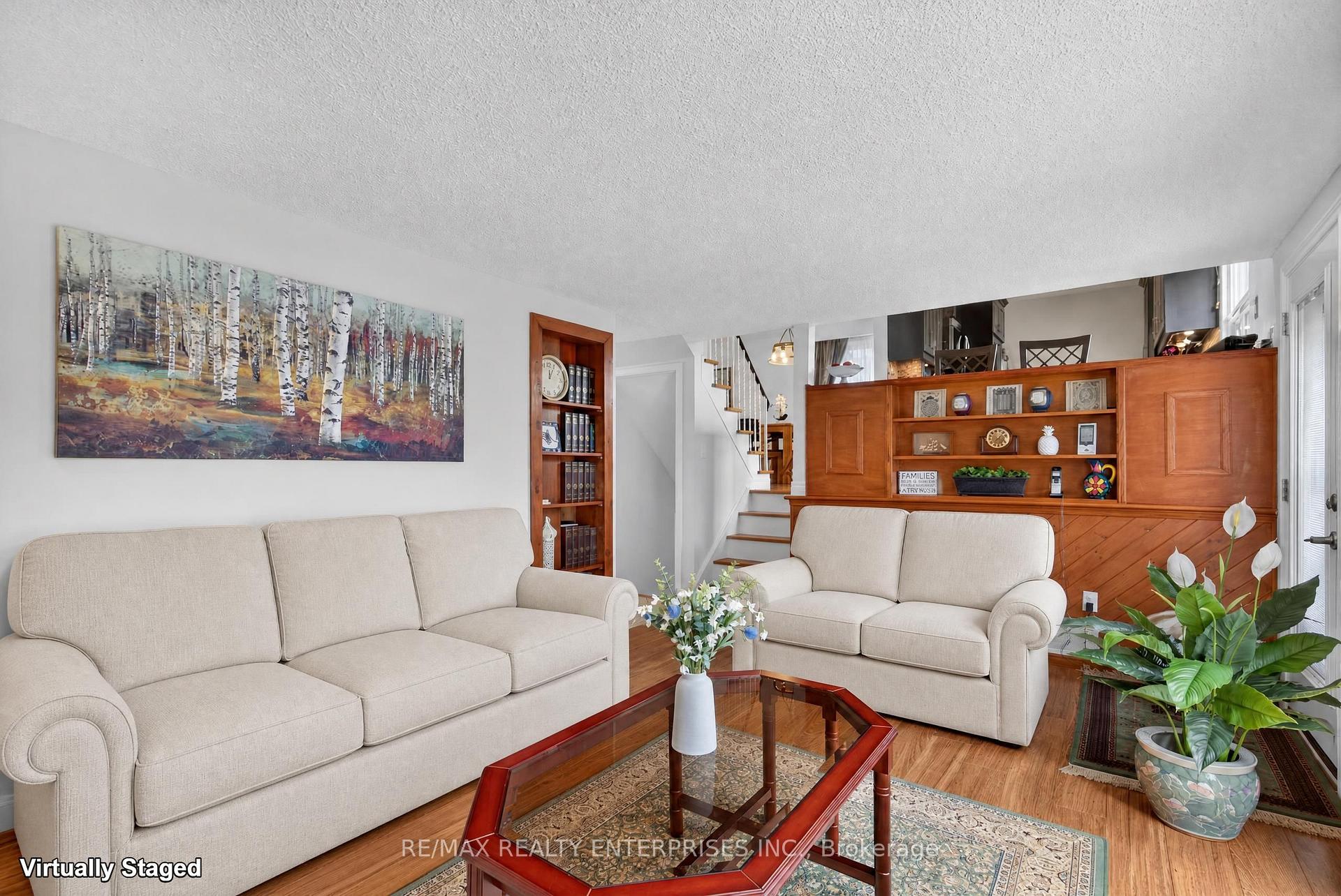 Photo 12 of 2482 Windjammer Road E, Mississauga, Erin Mills — HOMEH