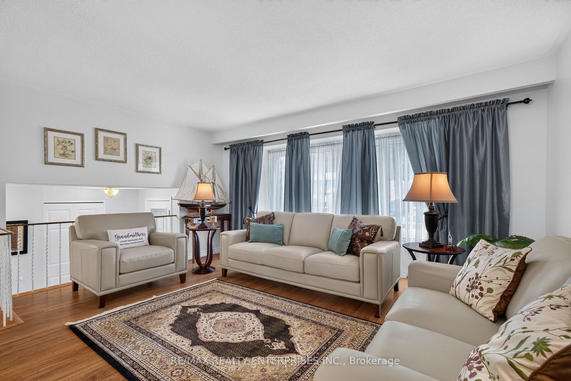 Photo 16 of 2482 Windjammer Road E, Mississauga, Erin Mills — HOMEH