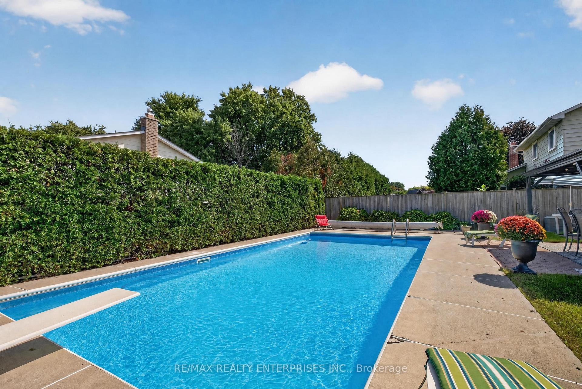 Photo 45 of 2482 Windjammer Road E, Mississauga, Erin Mills — HOMEH
