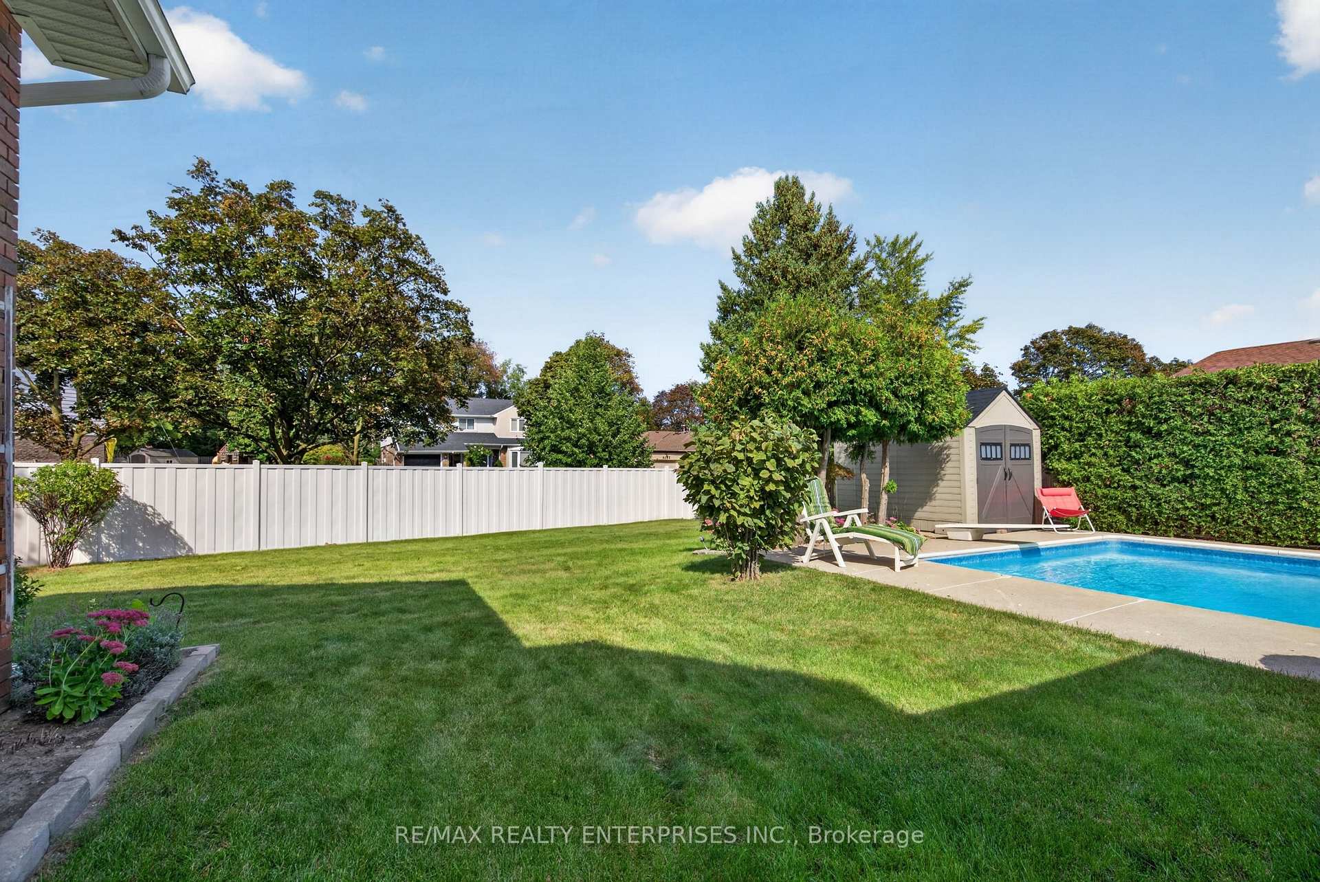 Photo 46 of 2482 Windjammer Road E, Mississauga, Erin Mills — HOMEH