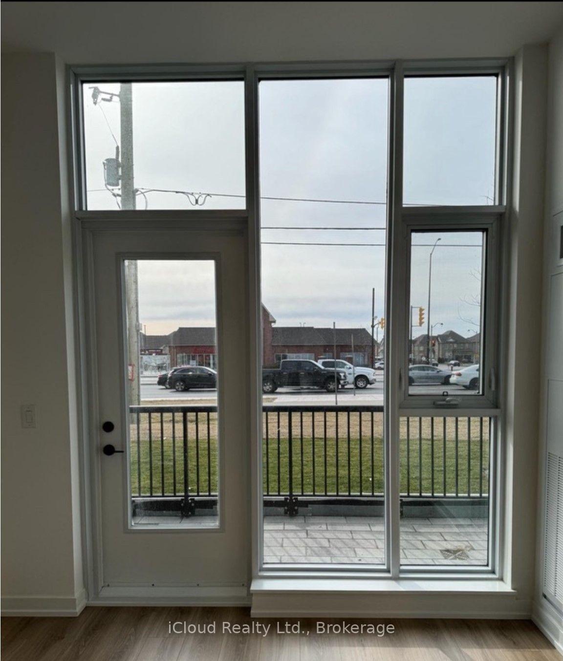 Photo 11 of Unit 111, 10 Lagerfeld Drive, Brampton, Northwest Brampton — HOMEH