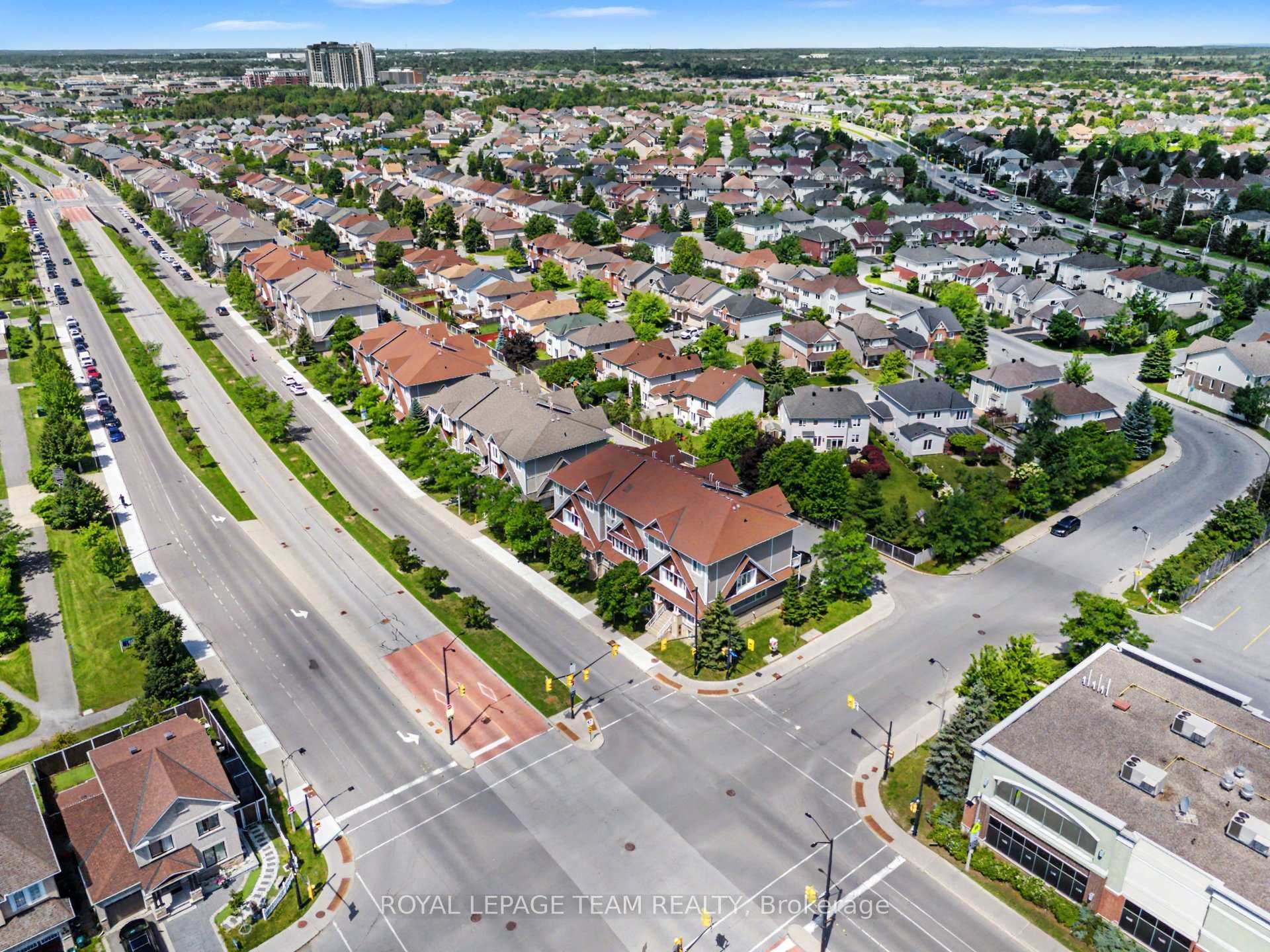 Photo 2 of Unit A, 391 Chapman Mills Drive, Ottawa, Barrhaven - Strandherd — HOMEH