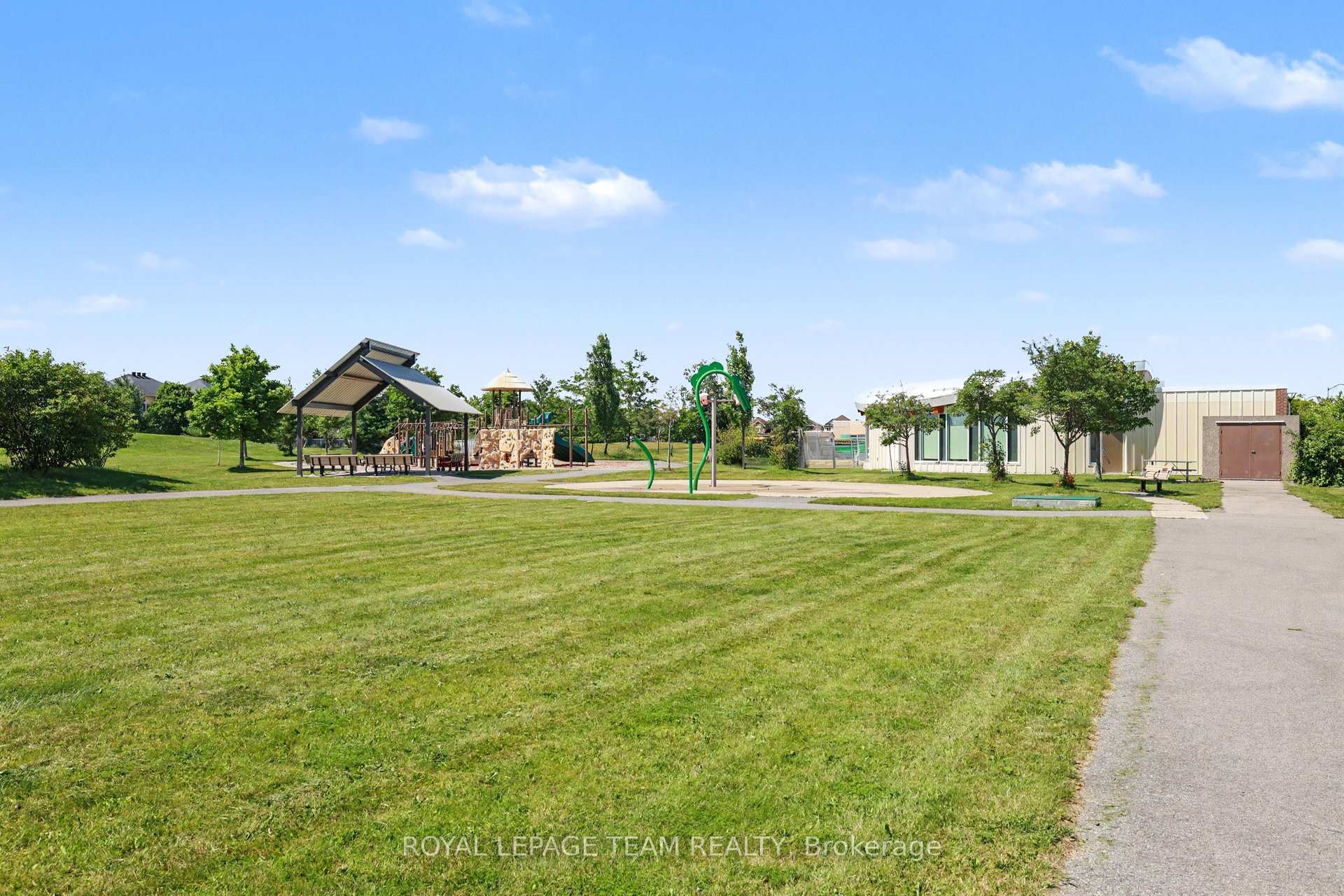 Photo 24 of Unit A, 391 Chapman Mills Drive, Ottawa, Barrhaven - Strandherd — HOMEH