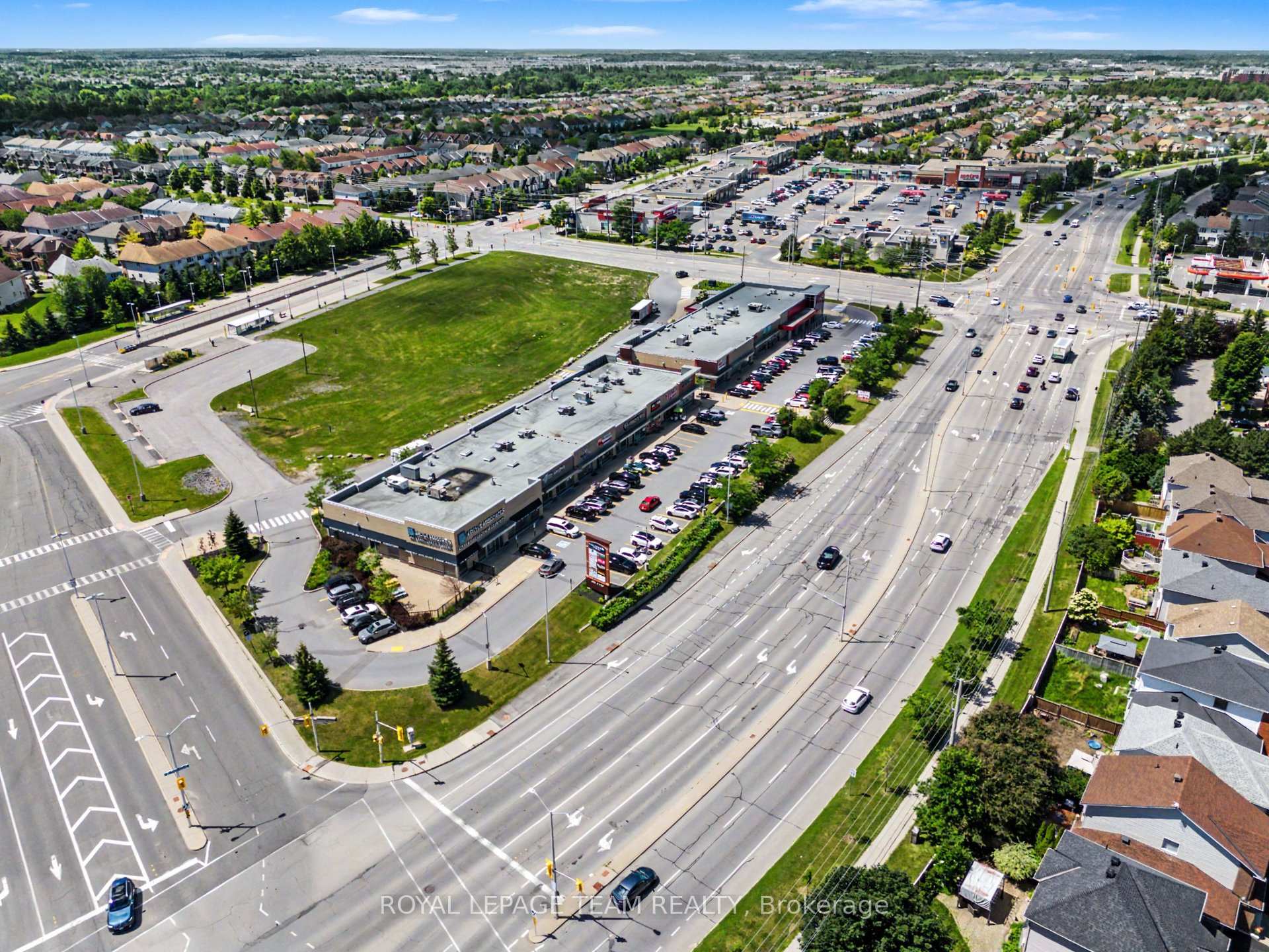 Photo 28 of Unit A, 391 Chapman Mills Drive, Ottawa, Barrhaven - Strandherd — HOMEH