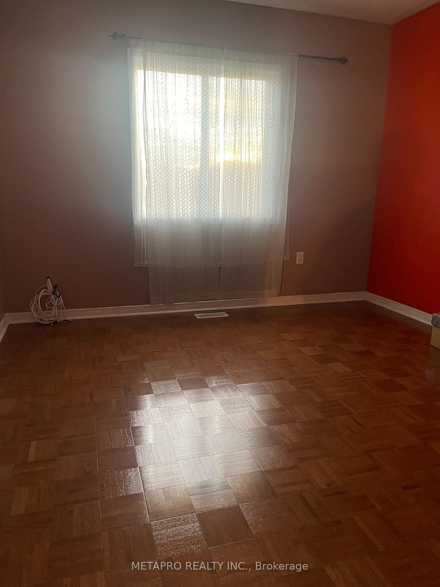 Photo 9 of 54 Snowshoe Lane E, Brampton, Sandringham-Wellington — HOMEH