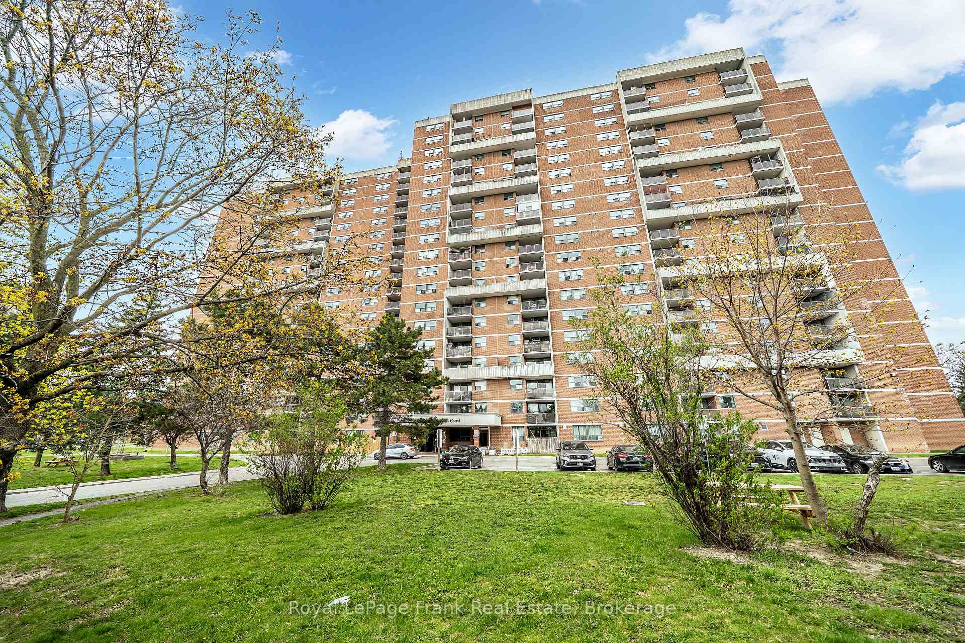 Photo of Unit 704, 100 Wingarden Court