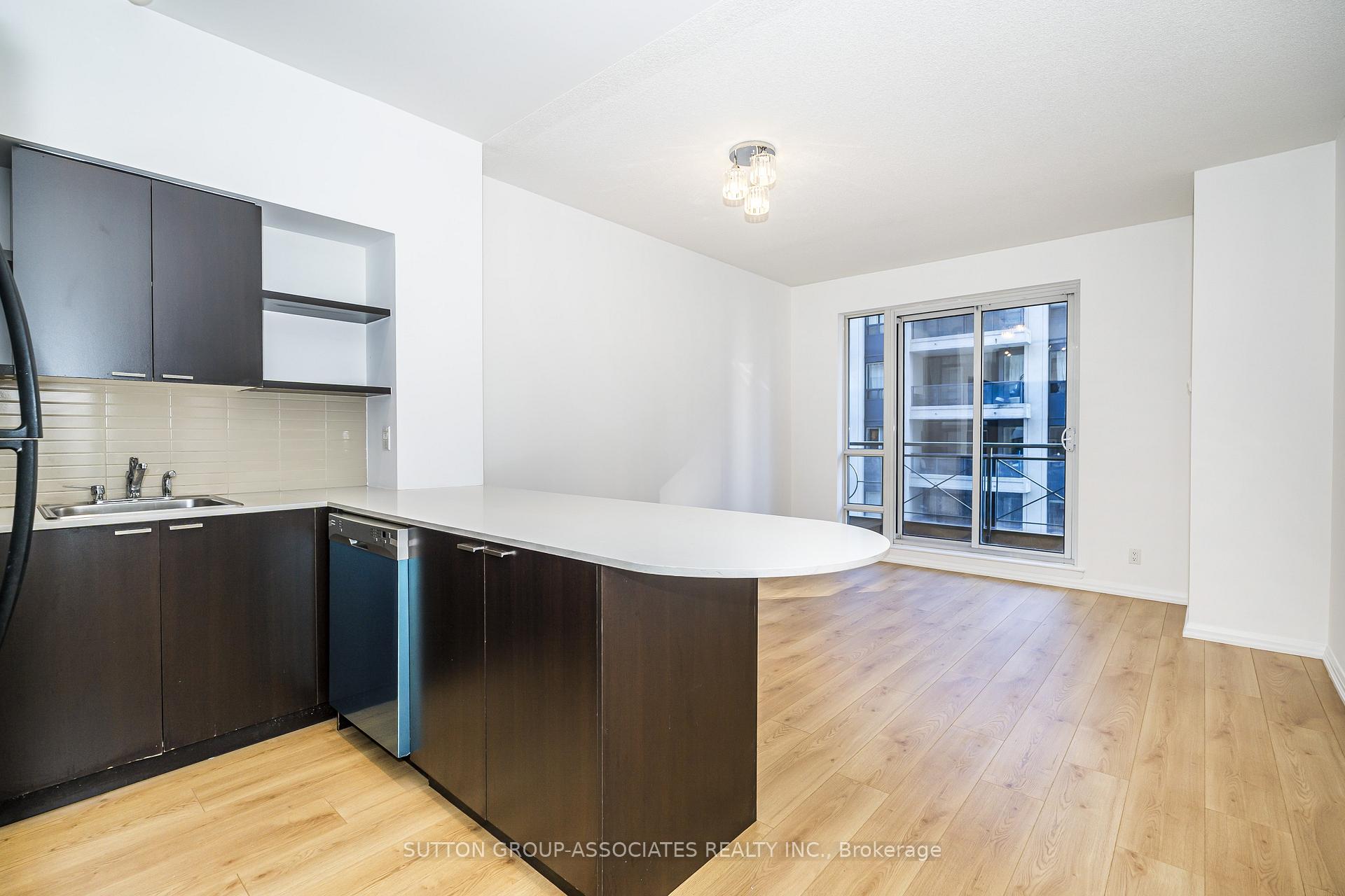 Photo 4 of Unit 1110, 35 Hayden Street, Toronto, Church-Yonge Corridor — HOMEH