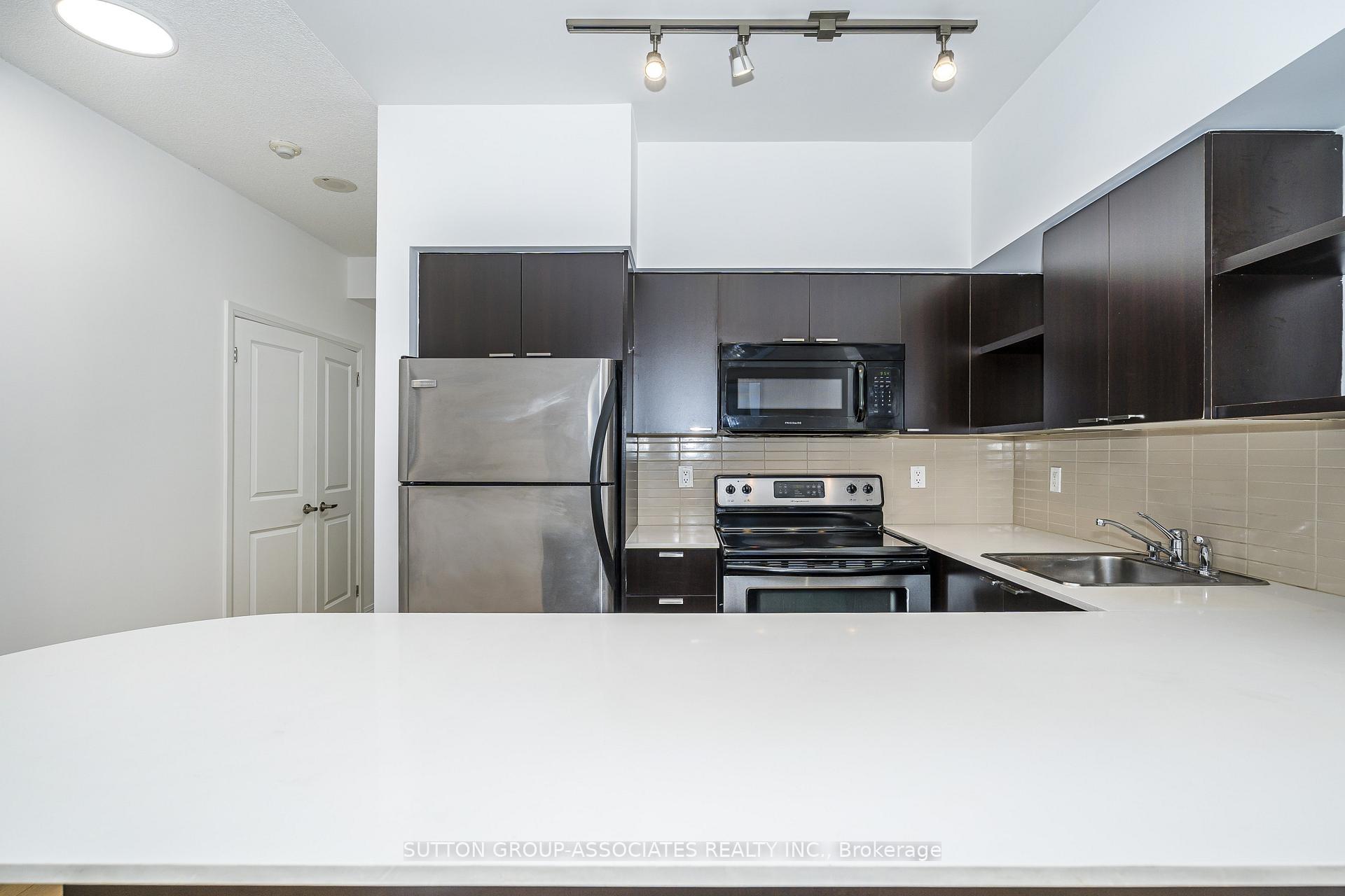 Photo 8 of Unit 1110, 35 Hayden Street, Toronto, Church-Yonge Corridor — HOMEH