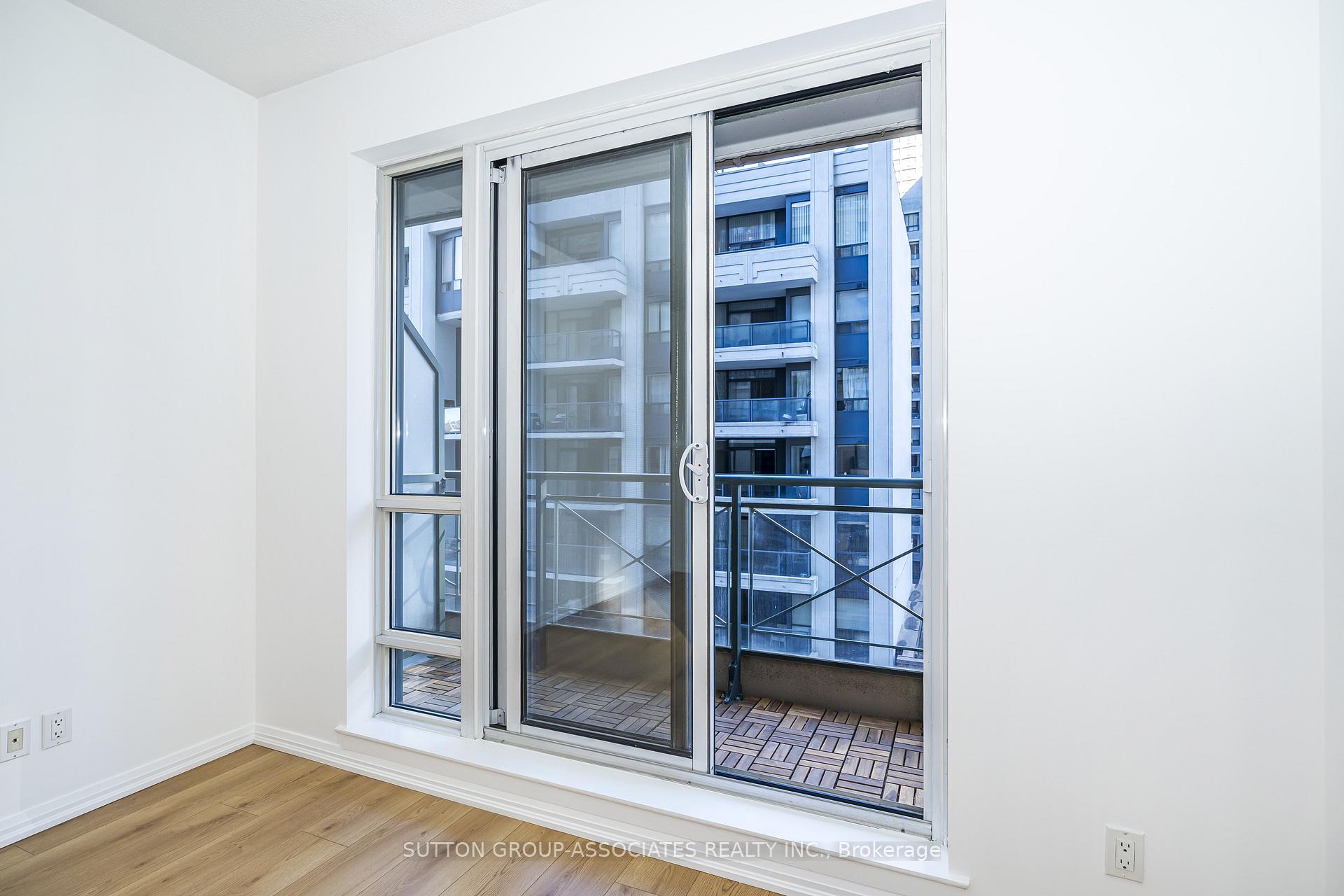Photo 12 of Unit 1110, 35 Hayden Street, Toronto, Church-Yonge Corridor — HOMEH