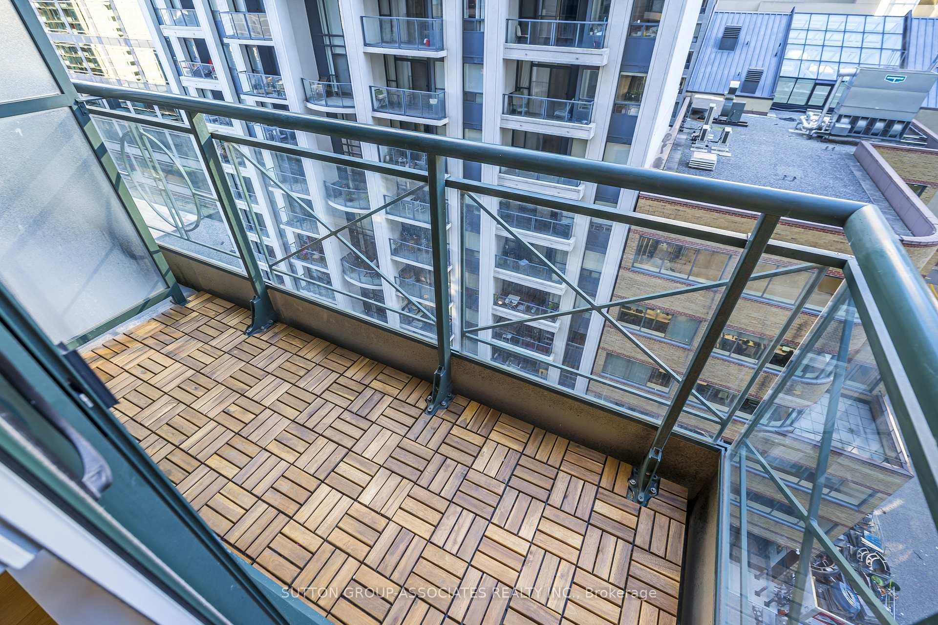 Photo 13 of Unit 1110, 35 Hayden Street, Toronto, Church-Yonge Corridor — HOMEH