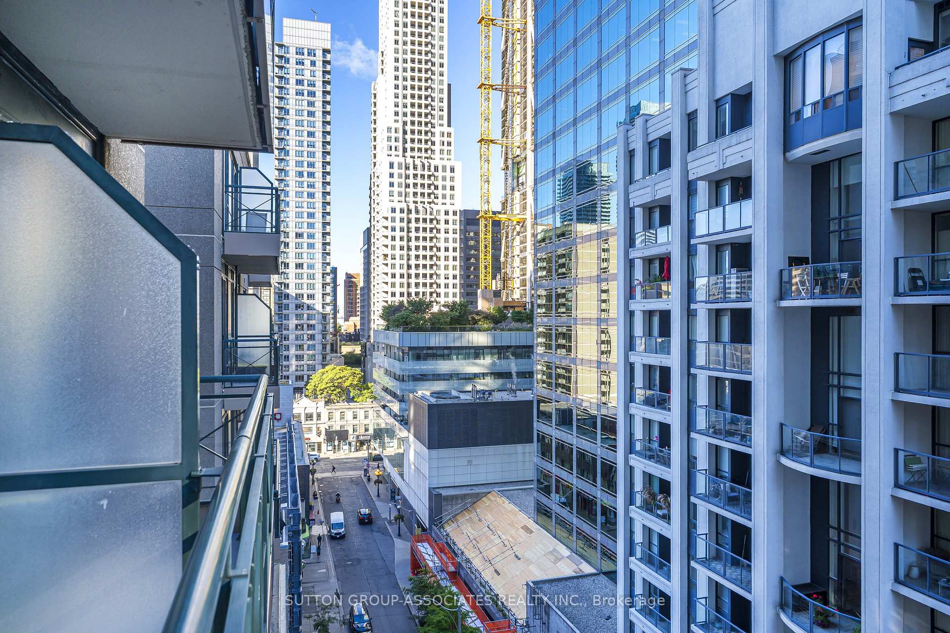 Photo 15 of Unit 1110, 35 Hayden Street, Toronto, Church-Yonge Corridor — HOMEH