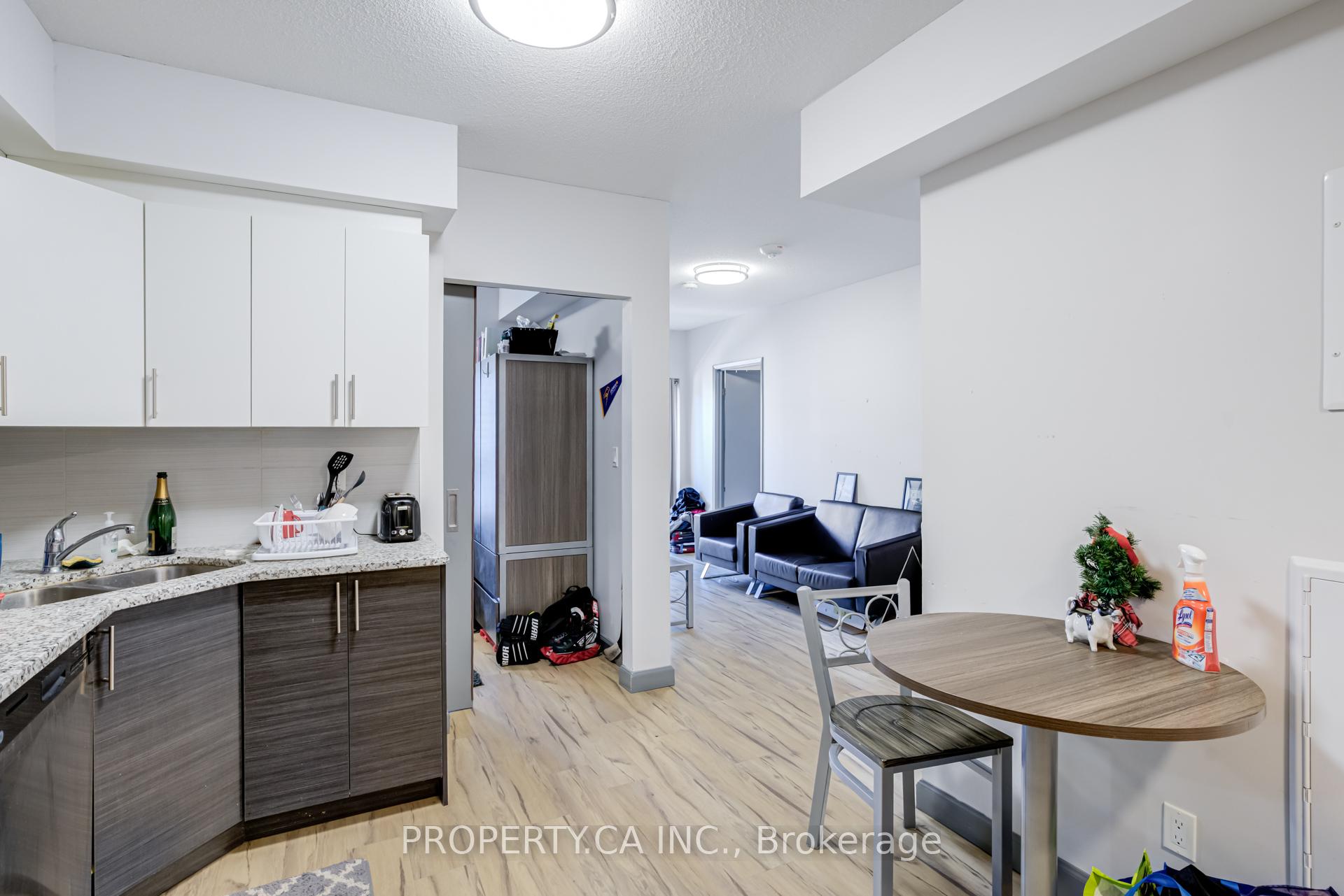Photo 9 of Unit 161, 258A Sunview Street, Waterloo, Downtown Waterloo — HOMEH