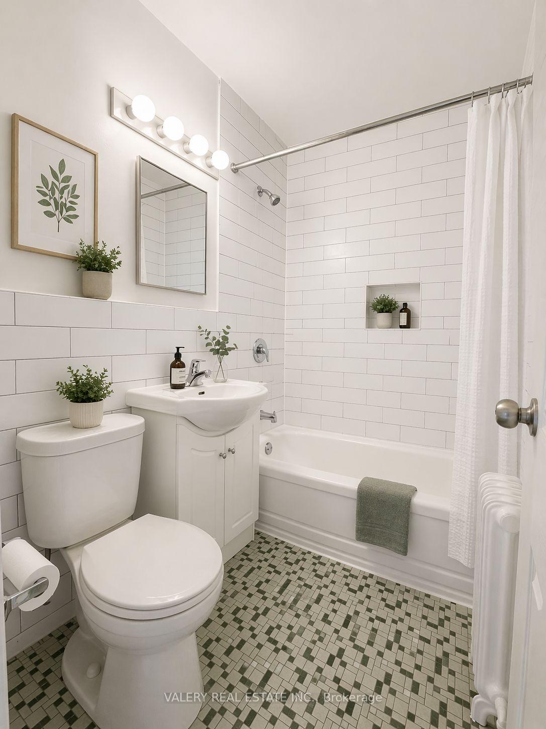 Photo 15 of Unit B3, 815 Kennedy Road, Scarborough, Ionview — HOMEH