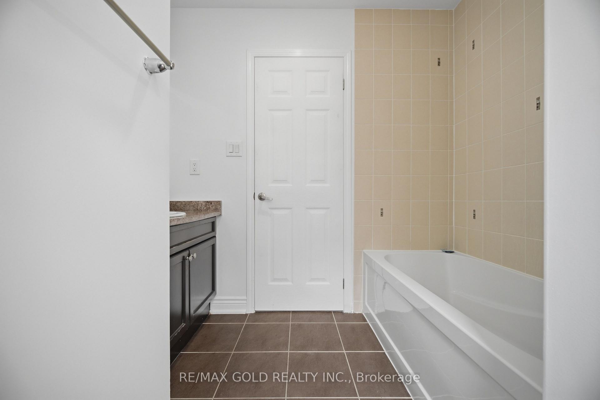 Photo 10 of 1071 Savoline Boulevard, Milton, Harrison — HOMEH