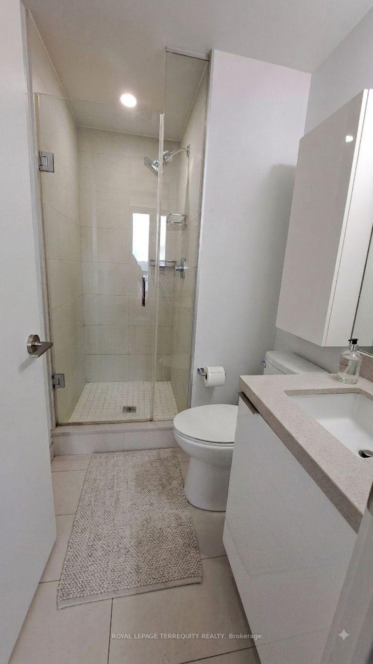 Photo 11 of Unit 505, 8 Eglinton Avenue E, Toronto, Mount Pleasant West — HOMEH