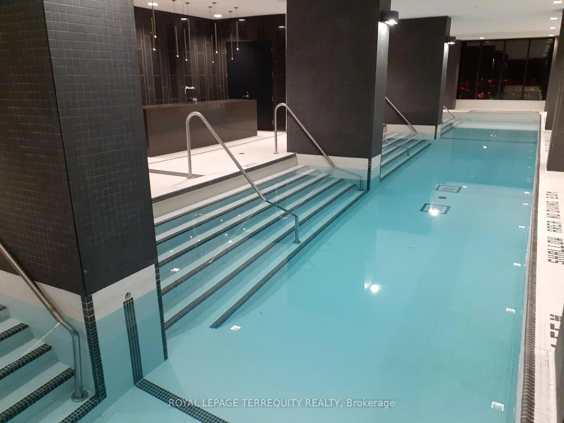 Photo 19 of Unit 505, 8 Eglinton Avenue E, Toronto, Mount Pleasant West — HOMEH