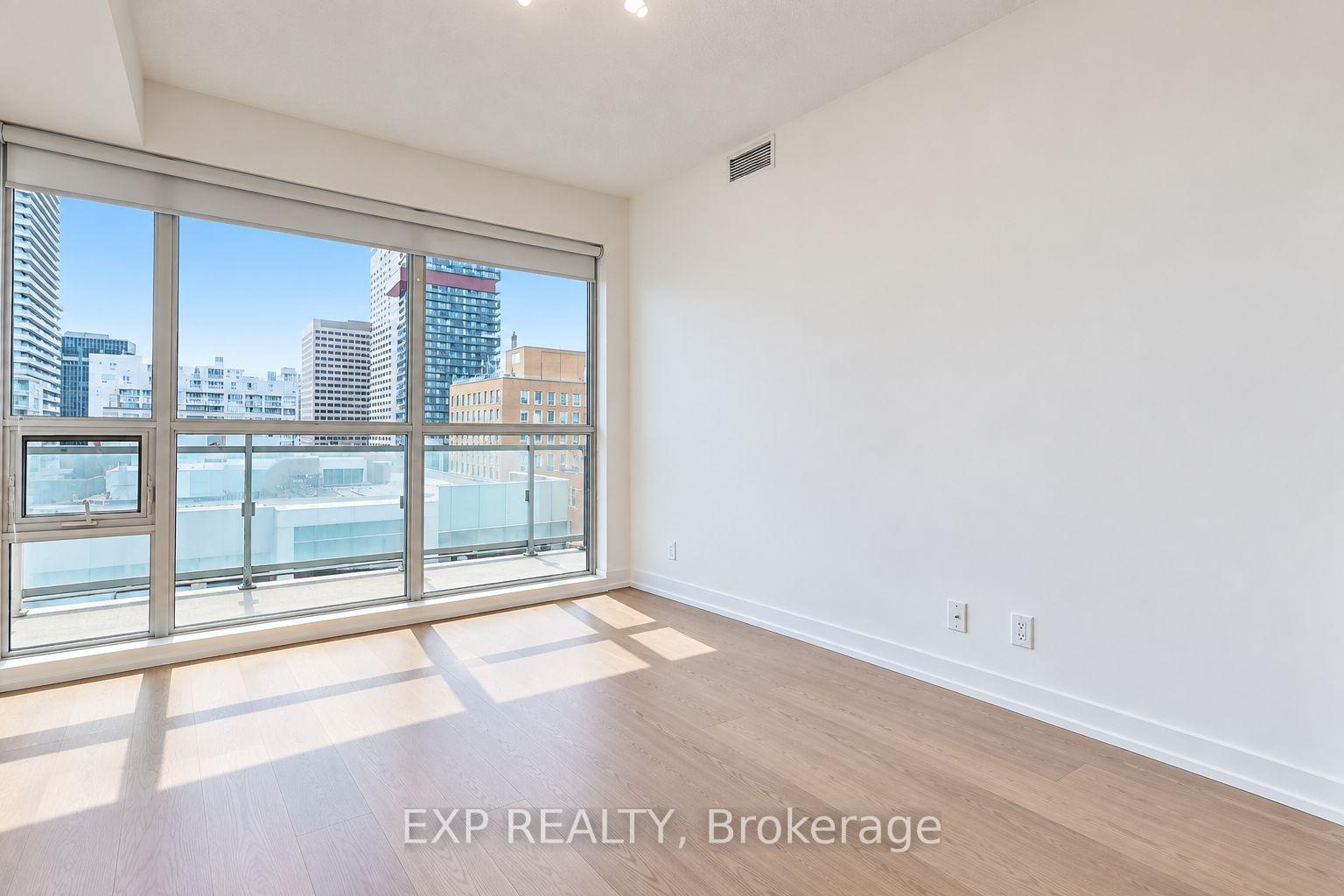 Photo 12 of Unit 1002, 89 Dunfield Avenue, Toronto, Mount Pleasant West — HOMEH