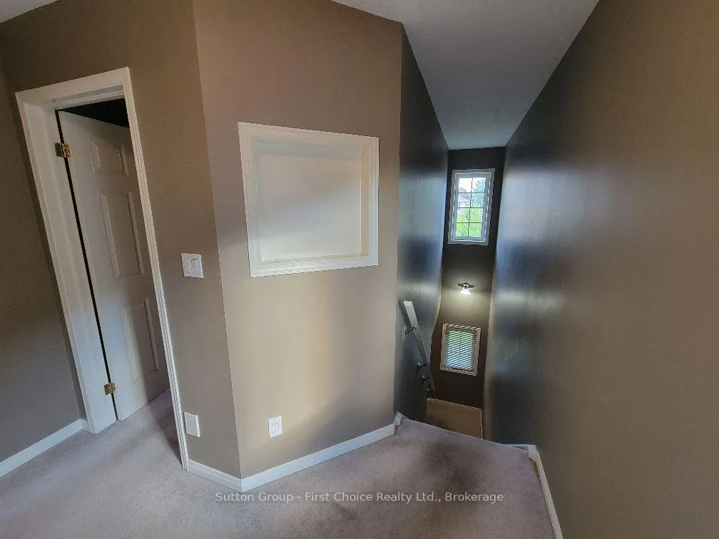 Photo 16 of 24 Hyde Road, Stratford — HOMEH