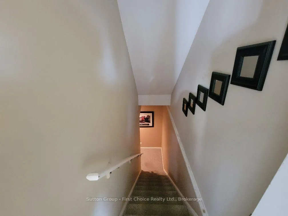 Photo 18 of 24 Hyde Road, Stratford — HOMEH