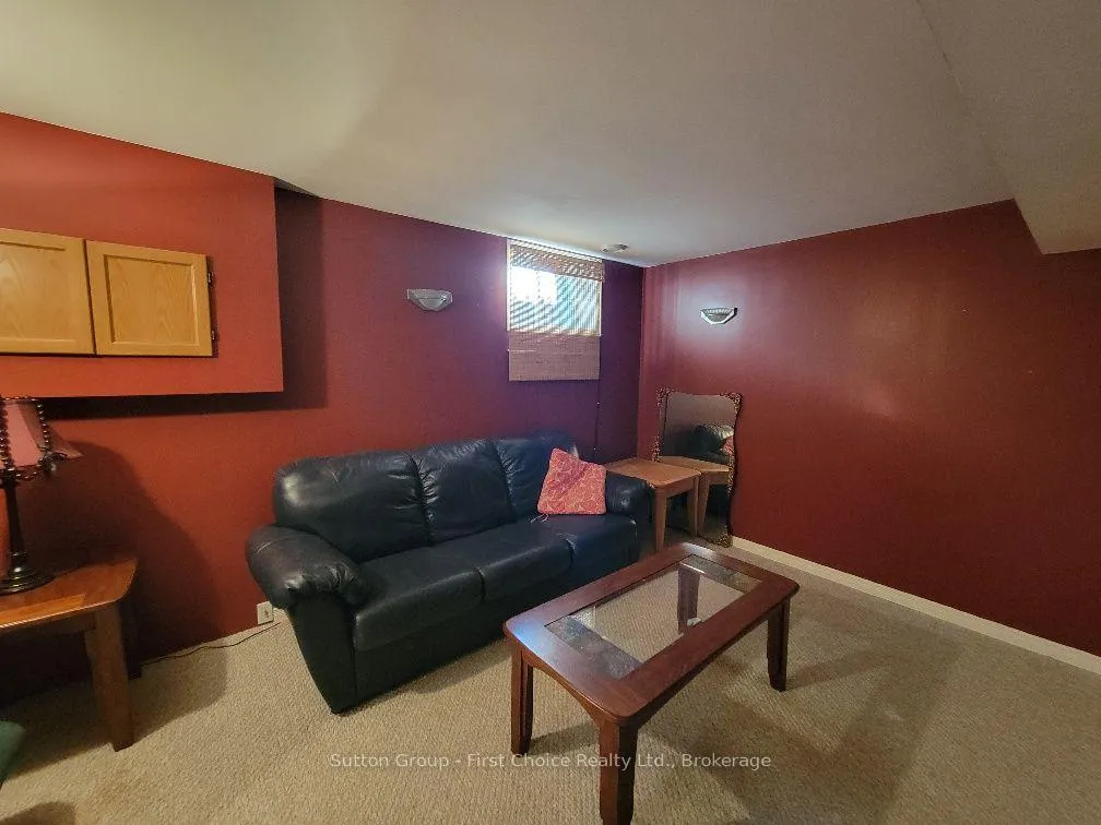 Photo 19 of 24 Hyde Road, Stratford — HOMEH