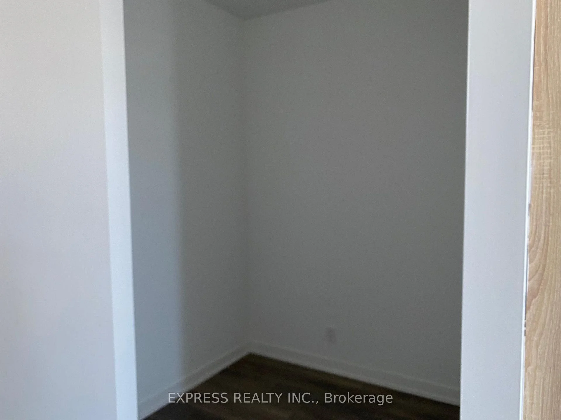 Photo 8 of Unit 608, 7950 Bathurst Street, Vaughan, Beverley Glen — HOMEH