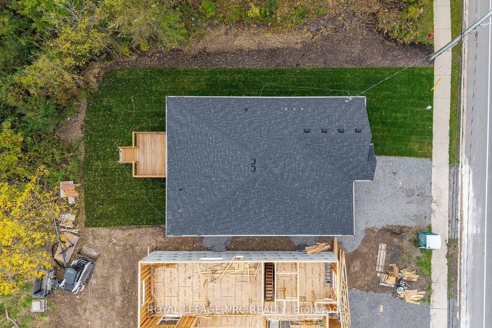 Photo 5 of 161 Forks Road, Welland, Dain City — HOMEH
