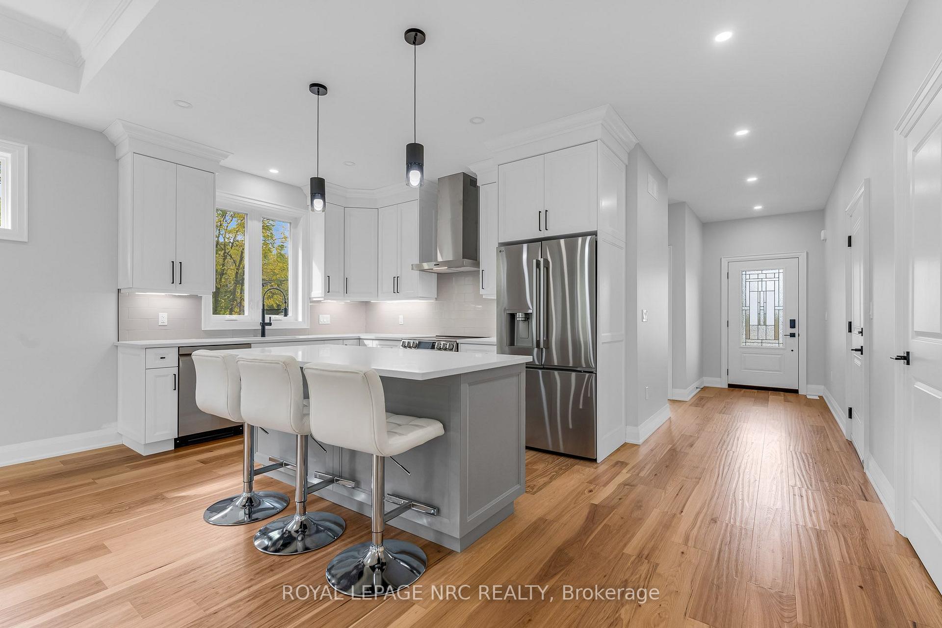 Photo 20 of 161 Forks Road, Welland, Dain City — HOMEH