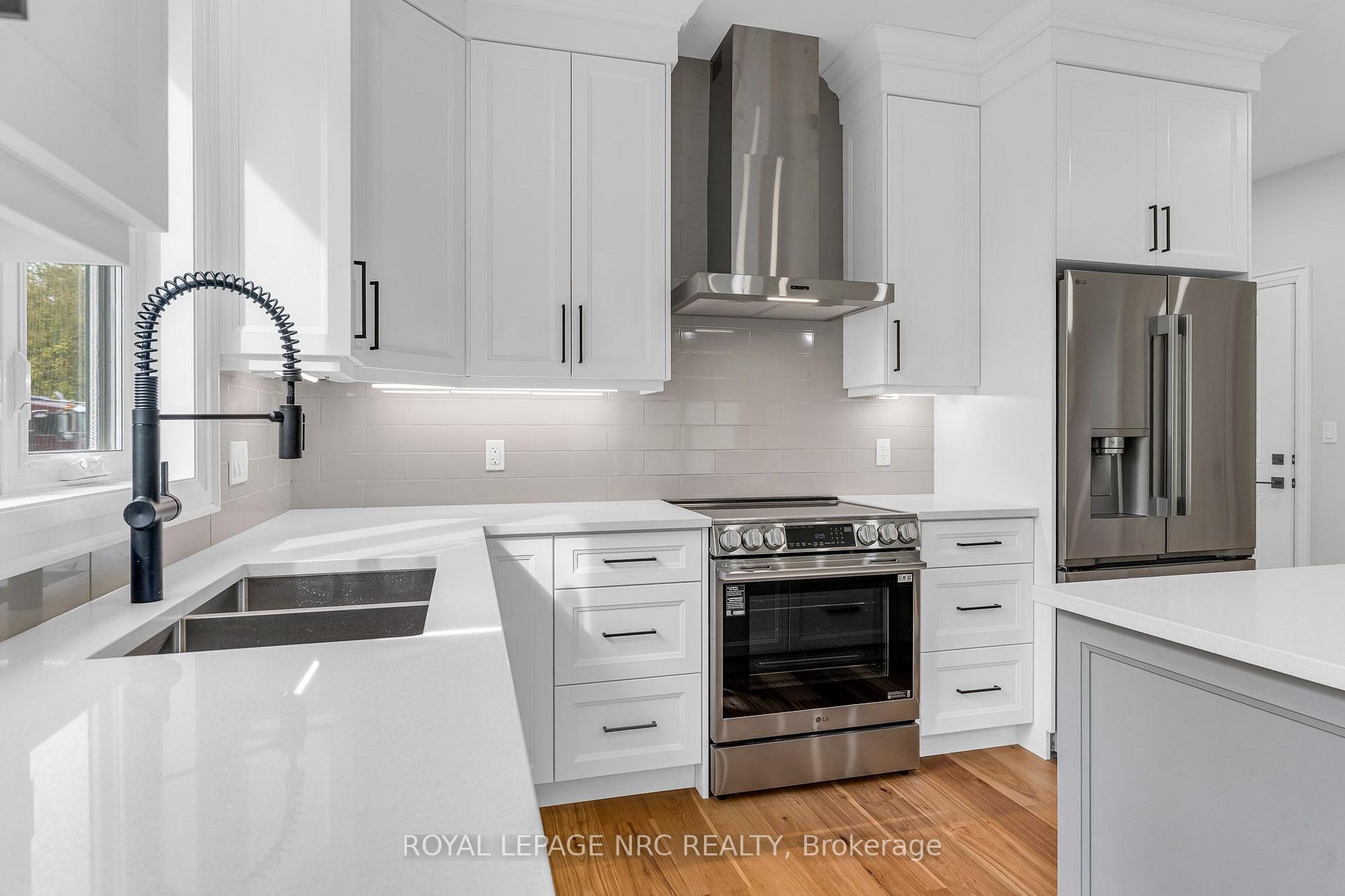 Photo 21 of 161 Forks Road, Welland, Dain City — HOMEH