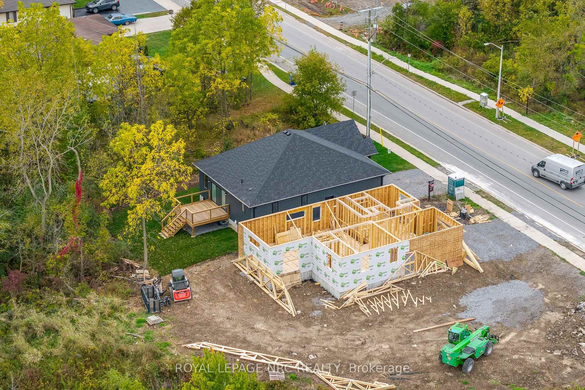 Photo 39 of 161 Forks Road, Welland, Dain City — HOMEH