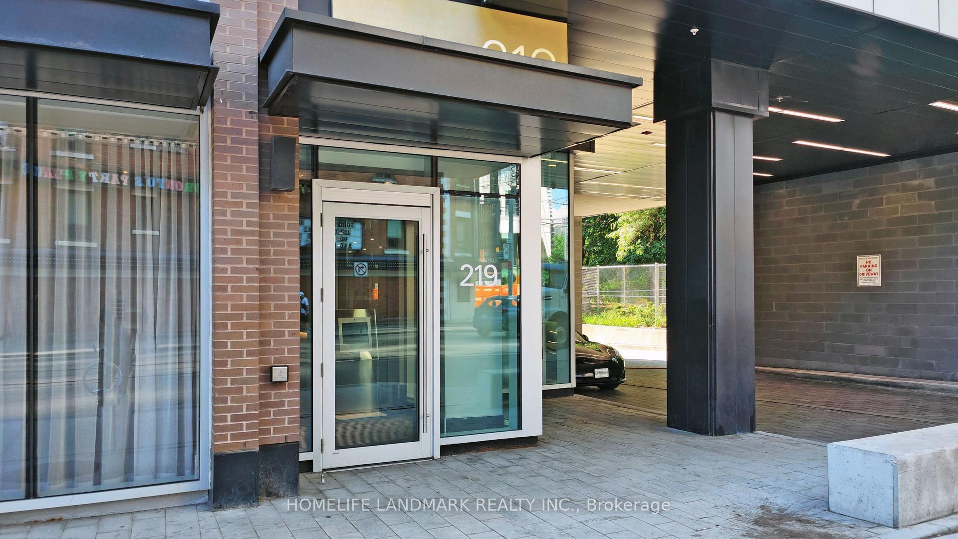 Photo 3 of Unit 609, 219 Dundas Street E, Toronto, Church-Yonge Corridor — HOMEH