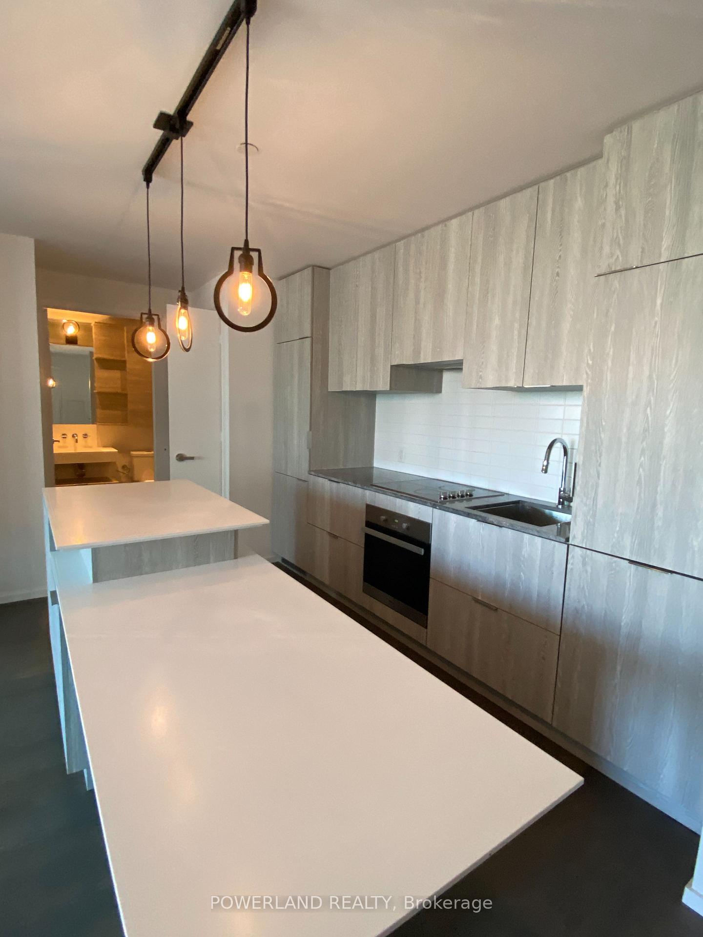 Photo 1 of Unit 811, 5 St Joseph Street, Toronto, Bay Street Corridor — HOMEH